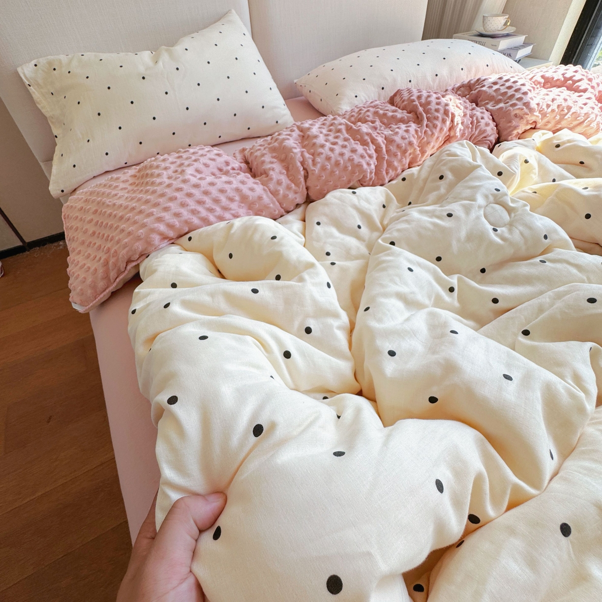 91家纺网 家纺一手货源 找家纺 （总）8+8 2025新款全棉双层纱豆豆被被子被芯春秋被冬被