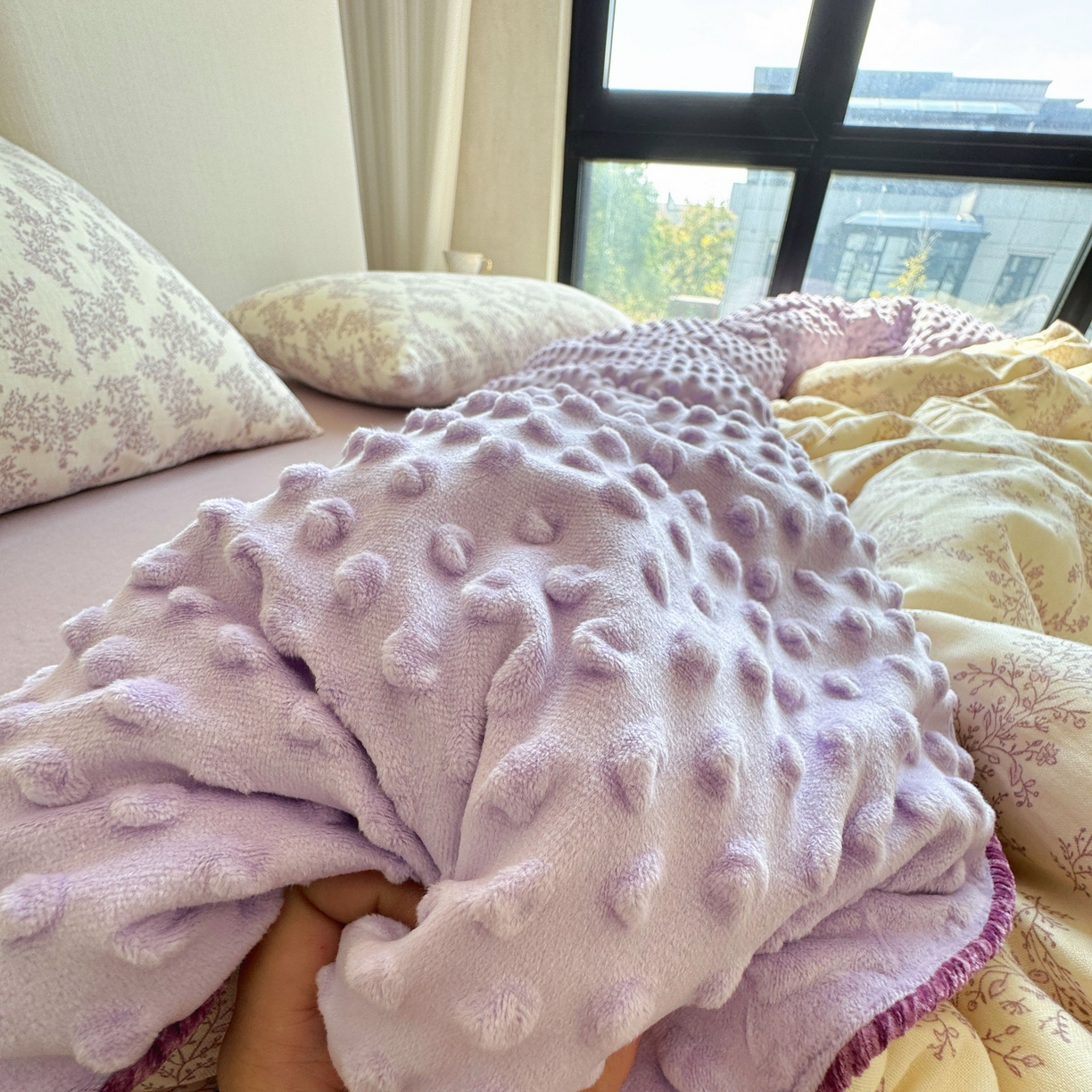 91家纺网 家纺一手货源 找家纺 8+8 2025新款全棉双层纱豆豆被被子被芯春秋被冬被 紫萱