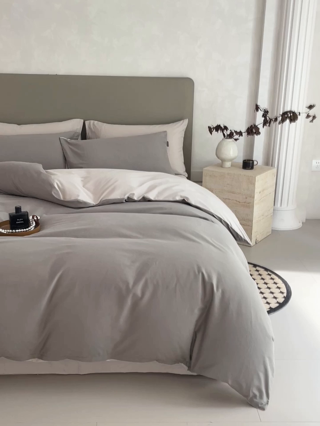 91家纺网 家纺一手货源 找家纺 梧桐树 2025新款纯色双拼100%棉磨毛全棉纯棉四件套 烟墨灰