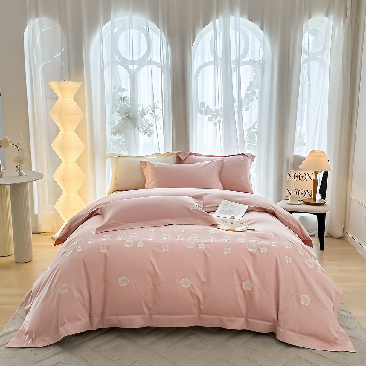 91家纺网 家纺一手货源 找家纺 （总）置顶家纺 2025新款全棉纯棉刺绣四件套桃花朵朵系列