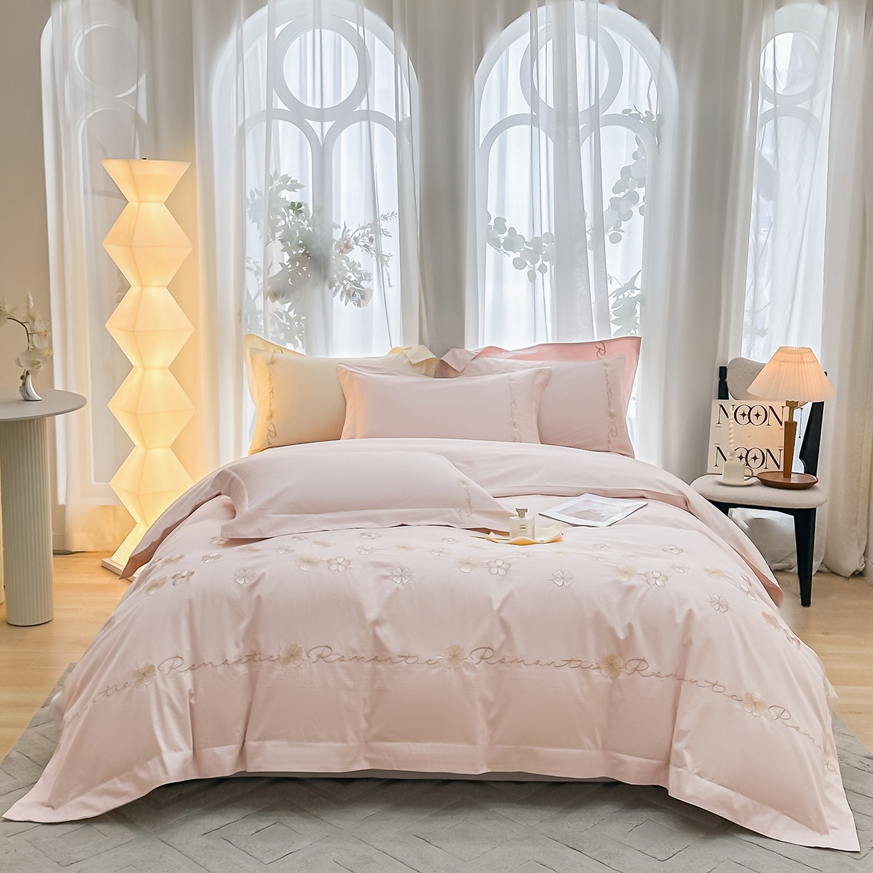 置顶家纺 2025新款全棉纯棉刺绣四件套桃花朵朵系列 桃花朵朵-粉