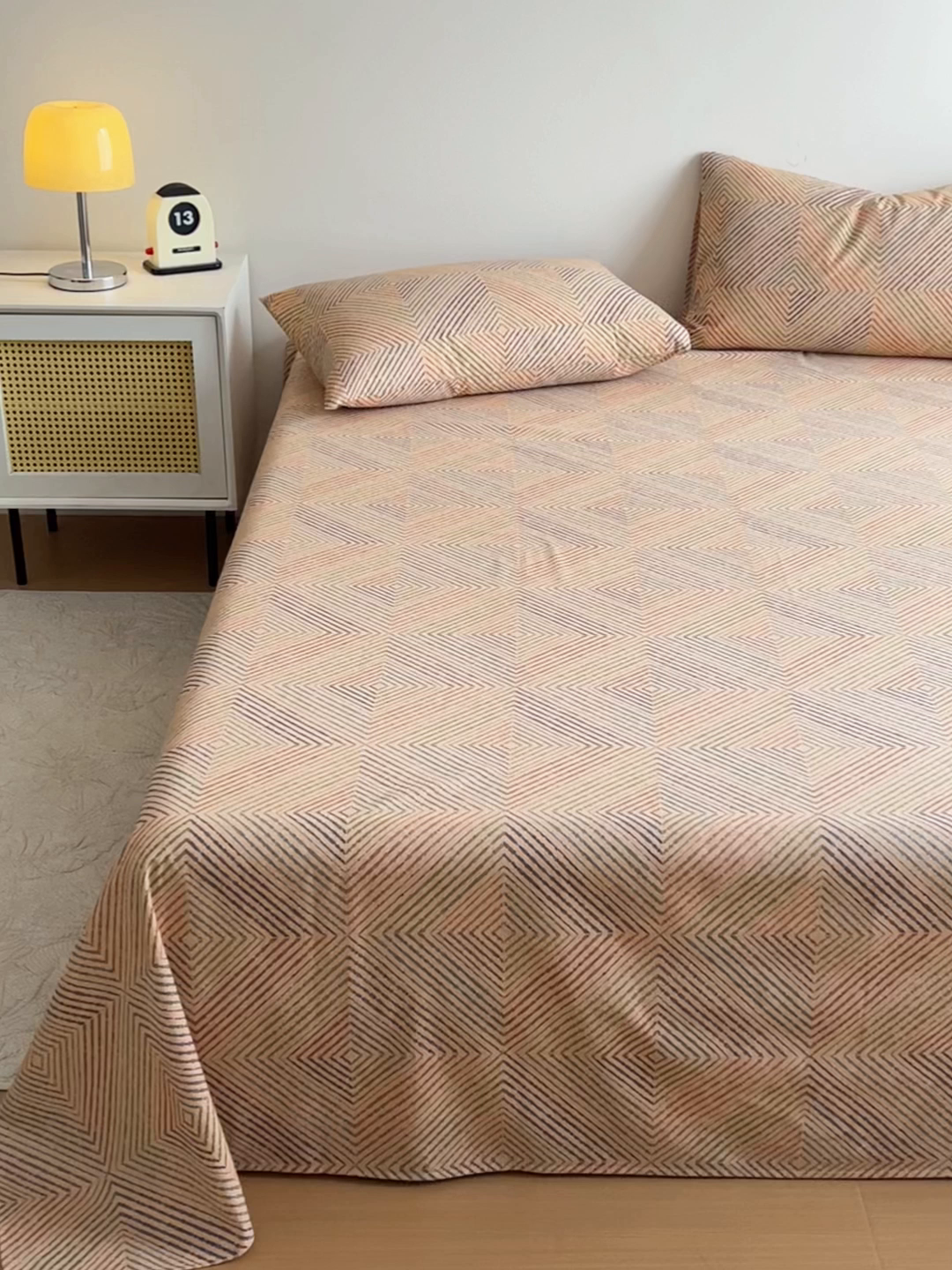 91家纺网 家纺一手货源 找家纺 感遇 2025新款全棉磨毛A类床单床笠三件套 旋律