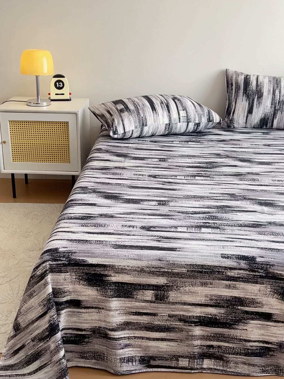 91家纺网 家纺一手货源 找家纺 感遇 2025新款全棉磨毛A类床单床笠三件套 雅阁黑