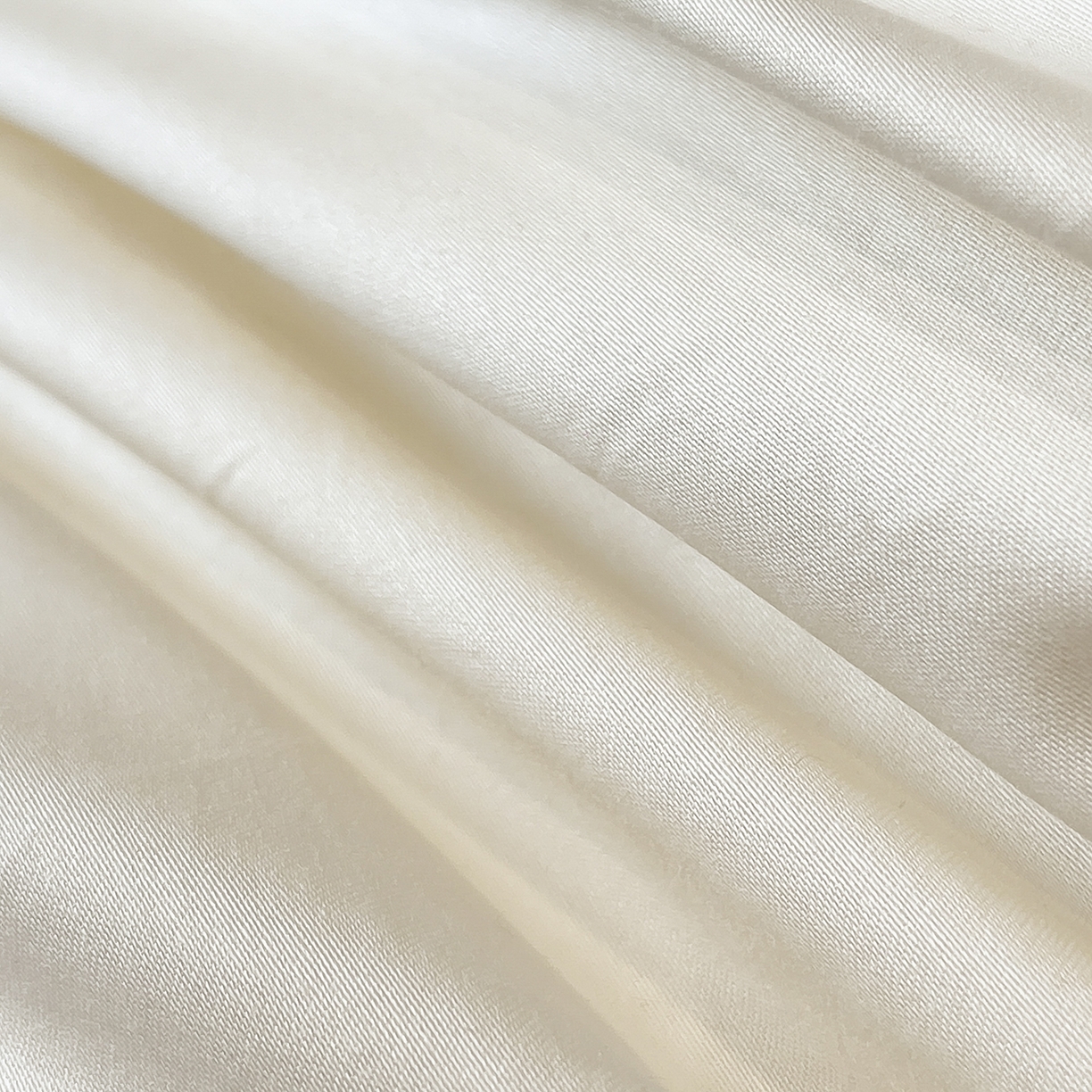 91家纺网 家纺一手货源 找家纺 置顶家纺 2025新款亲肤加厚磨毛刺绣四件套-花间拾梦系列 花间拾梦-白+粉