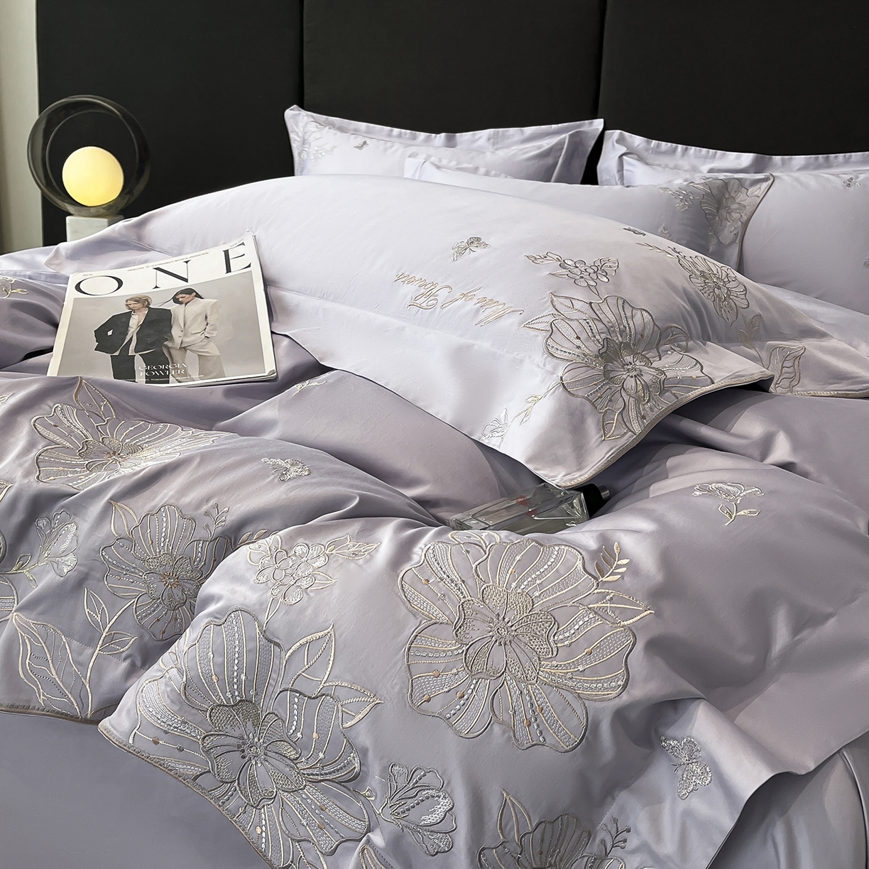 91家纺网 家纺一手货源 找家纺 置顶家纺 2025新款亲肤加厚磨毛刺绣四件套-花间拾梦系列 花间拾梦-香芋紫