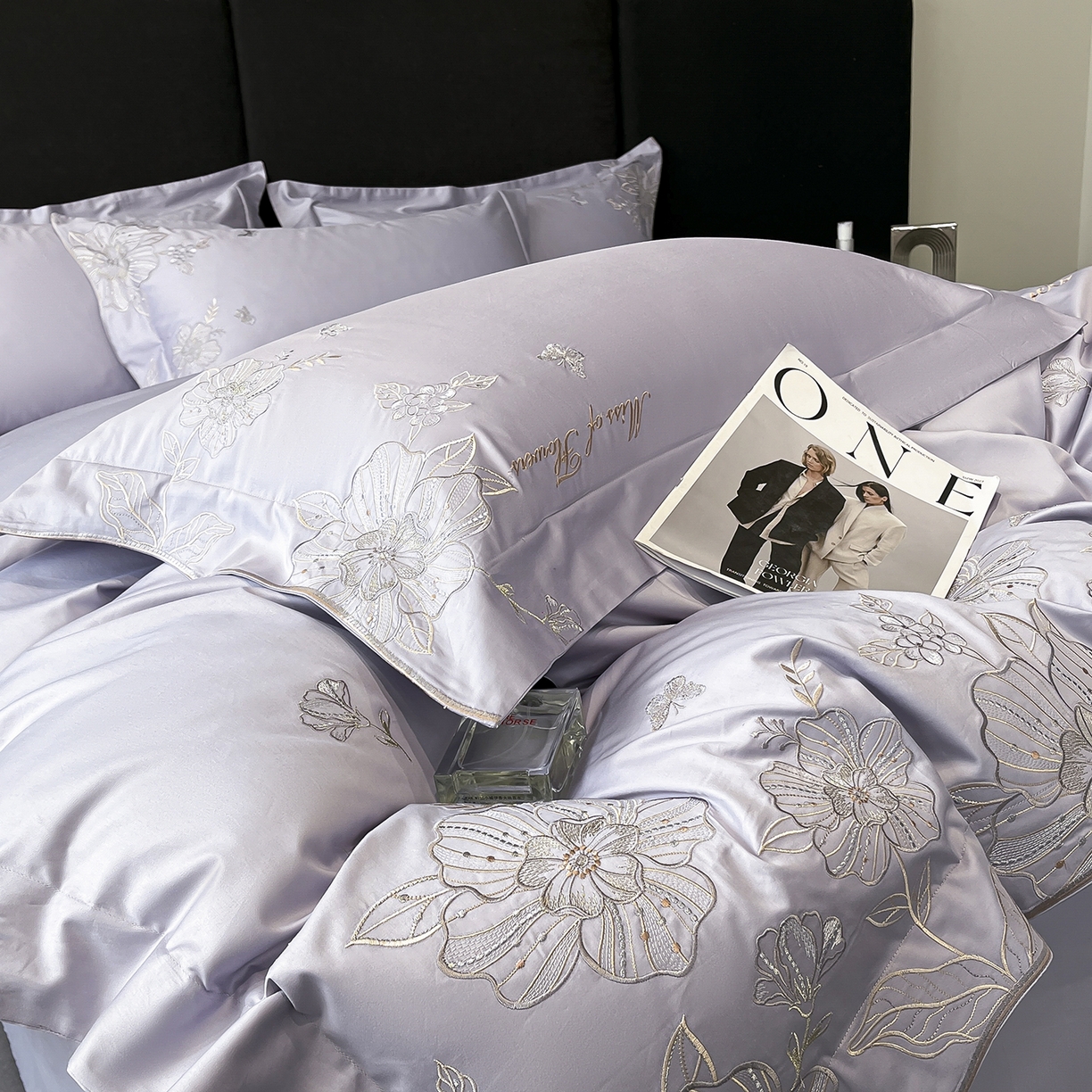 91家纺网 家纺一手货源 找家纺 置顶家纺 2025新款亲肤加厚磨毛刺绣四件套-花间拾梦系列 花间拾梦-香芋紫