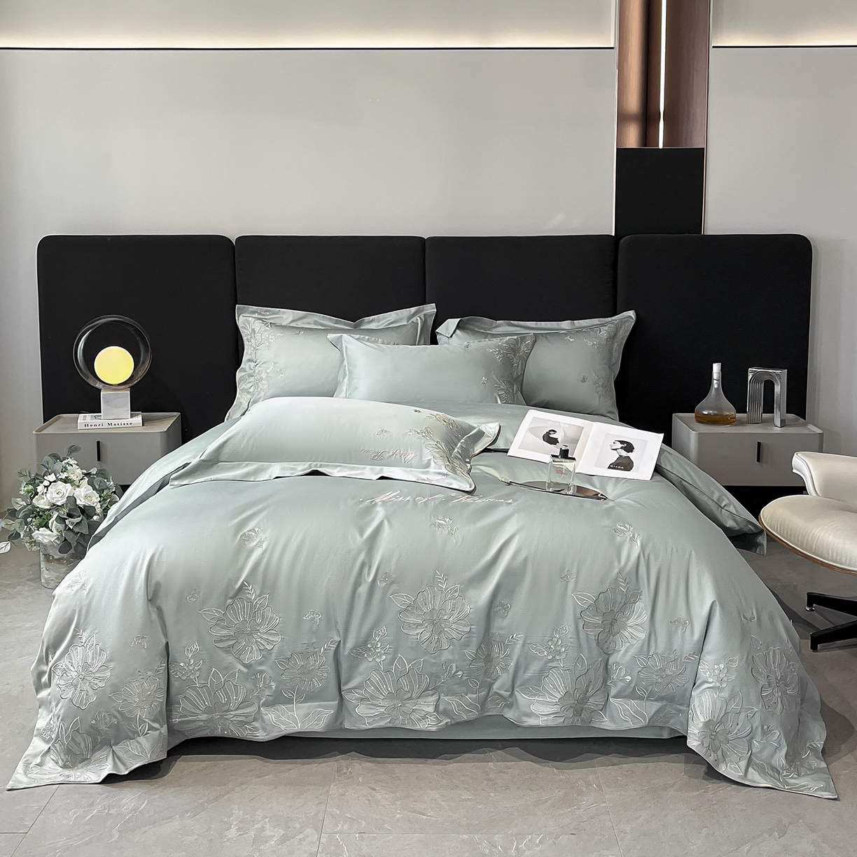 91家纺网 家纺一手货源 找家纺 置顶家纺 2025新款亲肤加厚磨毛刺绣四件套-花间拾梦系列 花间拾梦-月影蓝