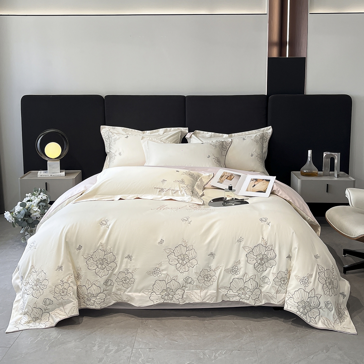 91家纺网 家纺一手货源 找家纺 置顶家纺 2025新款亲肤加厚磨毛刺绣四件套-花间拾梦系列 花间拾梦-白+粉