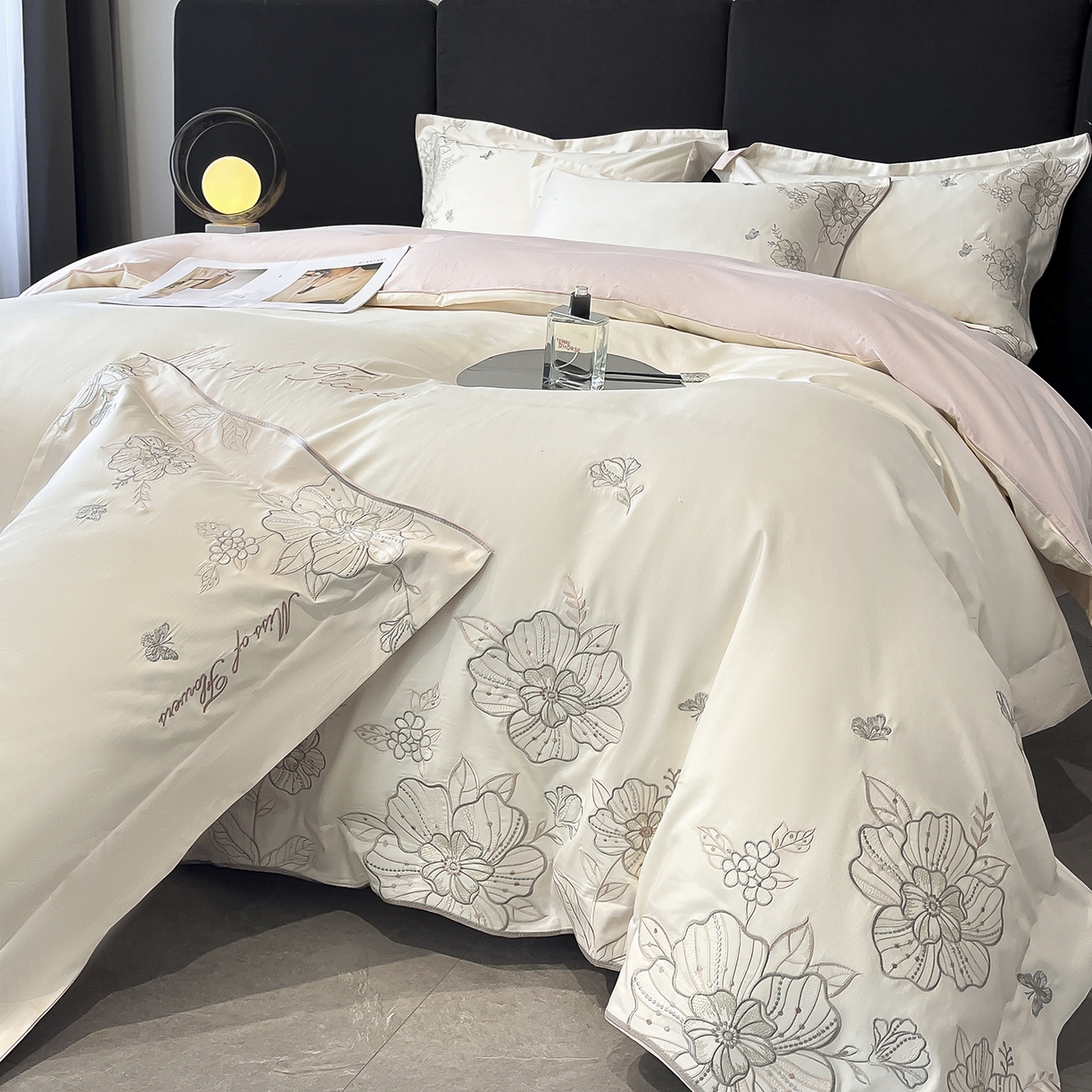 91家纺网 家纺一手货源 找家纺 （总）置顶家纺 2025新款亲肤加厚磨毛刺绣四件套-花间拾梦系列