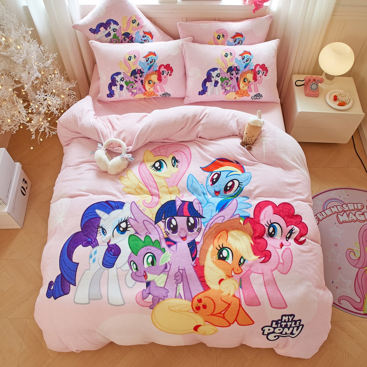 91家纺网 家纺一手货源 找家纺 蘭菲家纺 2025新款小马宝莉牛奶绒四件套 大家族-宝莉