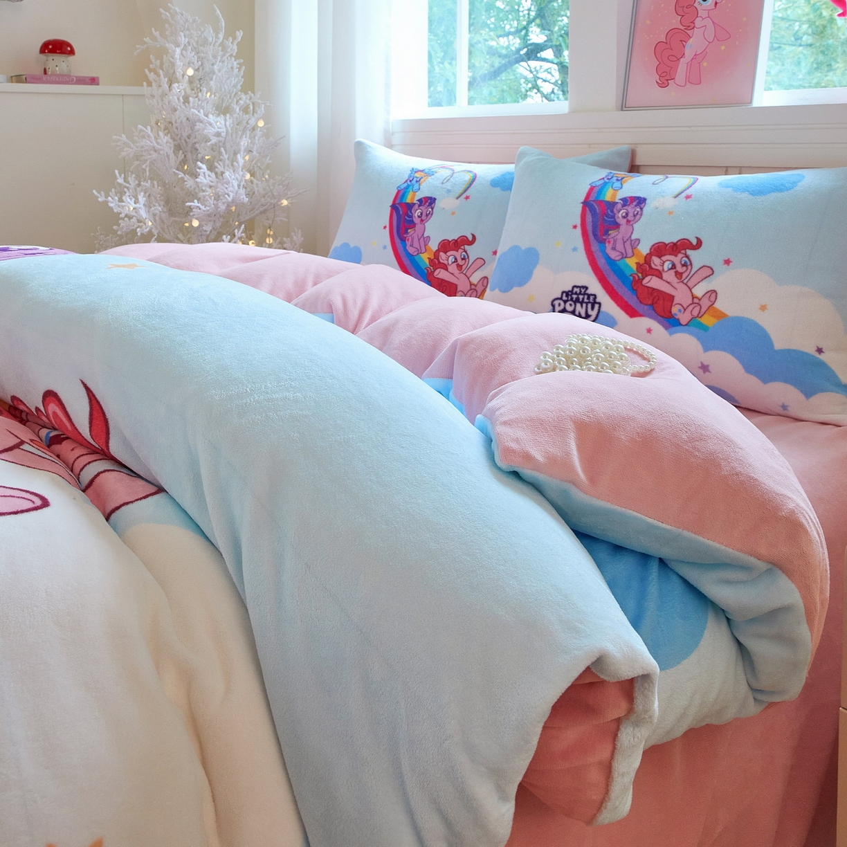 91家纺网 家纺一手货源 找家纺 蘭菲家纺 2025新款小马宝莉牛奶绒四件套 嗨皮-宝莉