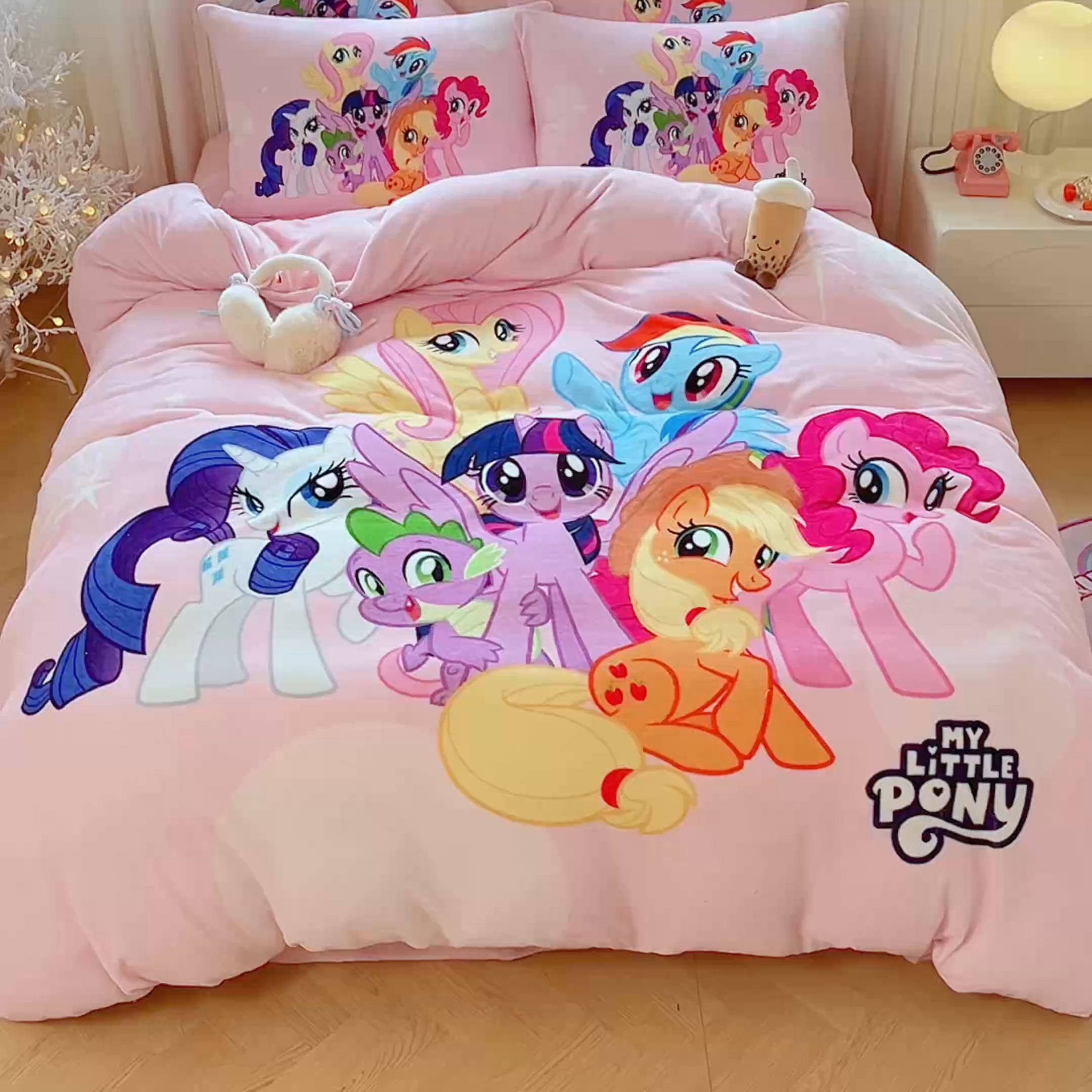 91家纺网 家纺一手货源 找家纺 蘭菲家纺 2025新款小马宝莉牛奶绒四件套 大家族-宝莉