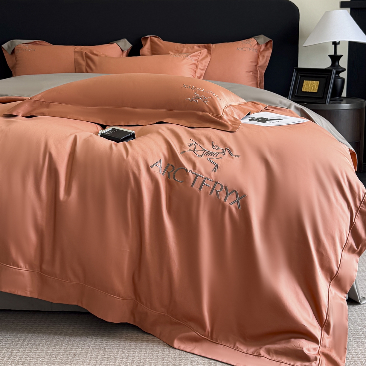 91家纺网 家纺一手货源 找家纺 （总）置顶家纺 2025新款轻奢50双股长绒棉全棉刺绣骨头鸟四件套