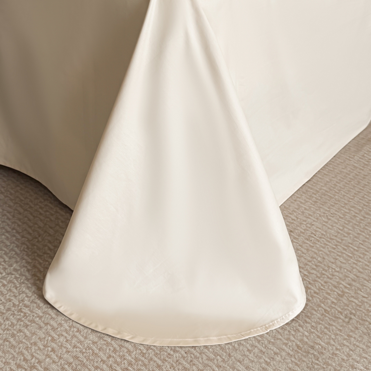 91家纺网 家纺一手货源 找家纺 置顶家纺 2025新款轻奢50双股长绒棉全棉刺绣骨头鸟四件套 轻奢-高级灰+奶咖