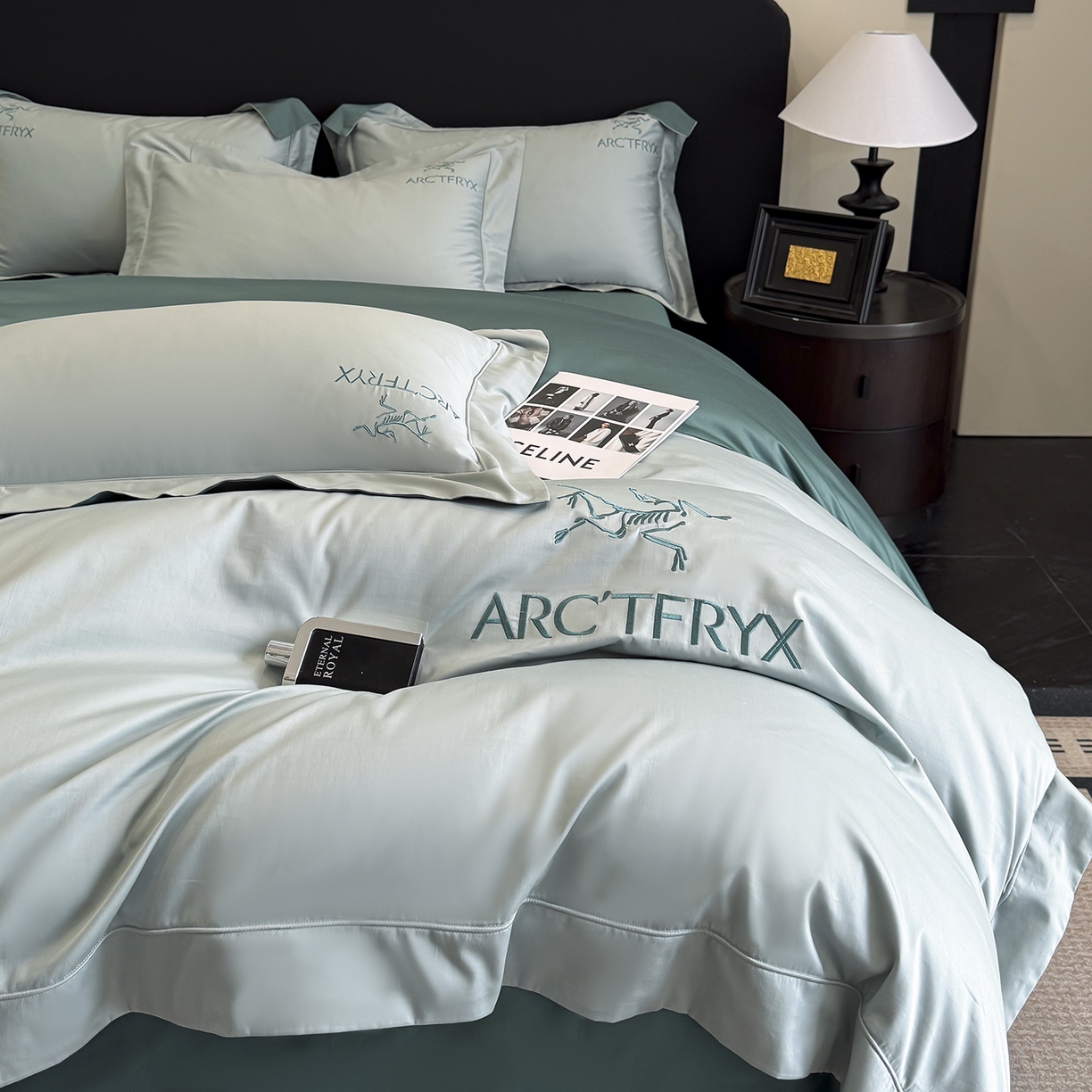 91家纺网 家纺一手货源 找家纺 置顶家纺 2025新款轻奢50双股长绒棉全棉刺绣骨头鸟四件套 轻奢-繁星蓝+浅石兰