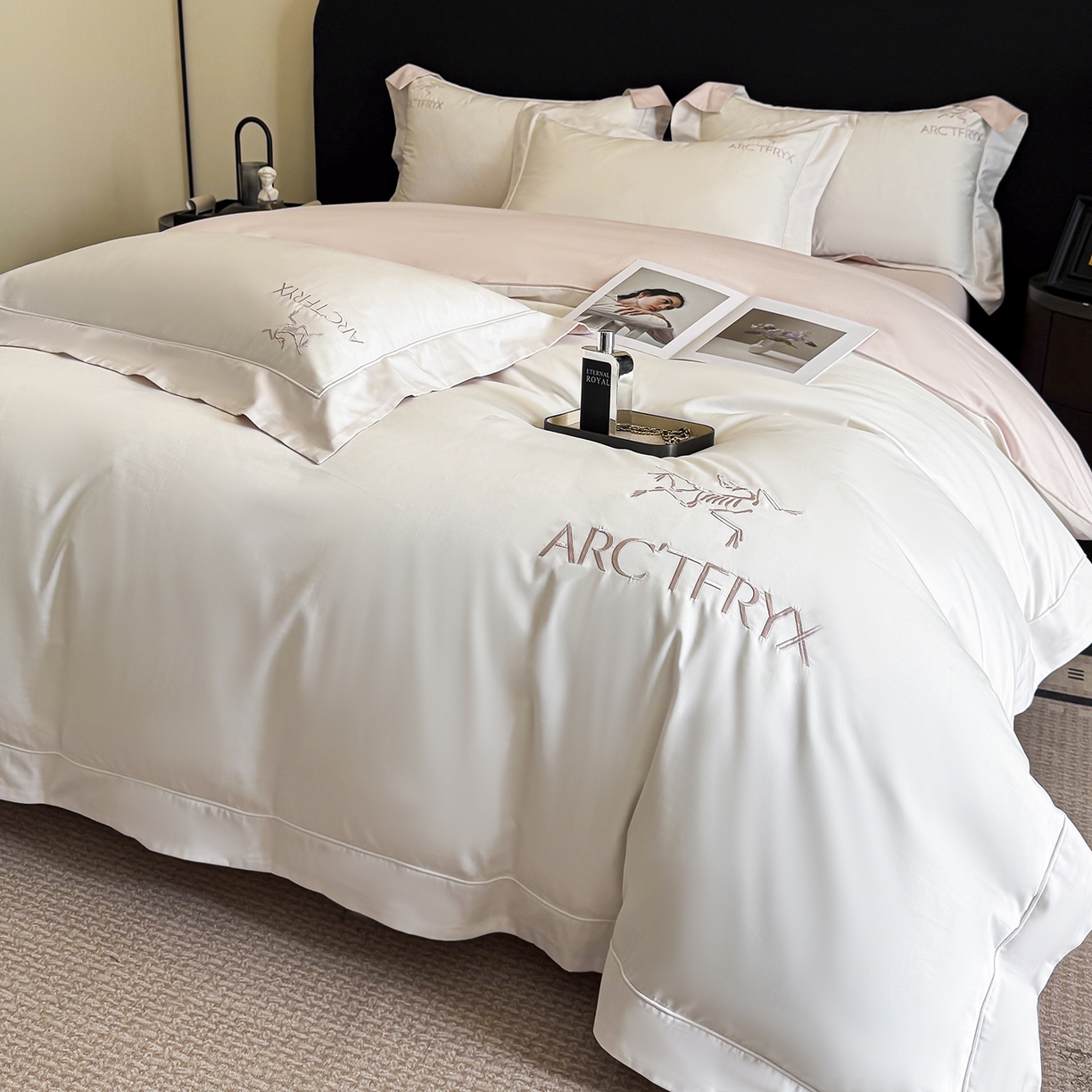 置顶家纺 2025新款轻奢50双股长绒棉全棉刺绣骨头鸟四件套 轻奢-奶白+粉