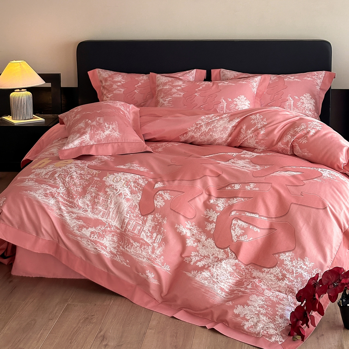 91家纺网 家纺一手货源 找家纺 （总）置顶家纺 2025新款时禧婚庆亲肤数码印花四件套