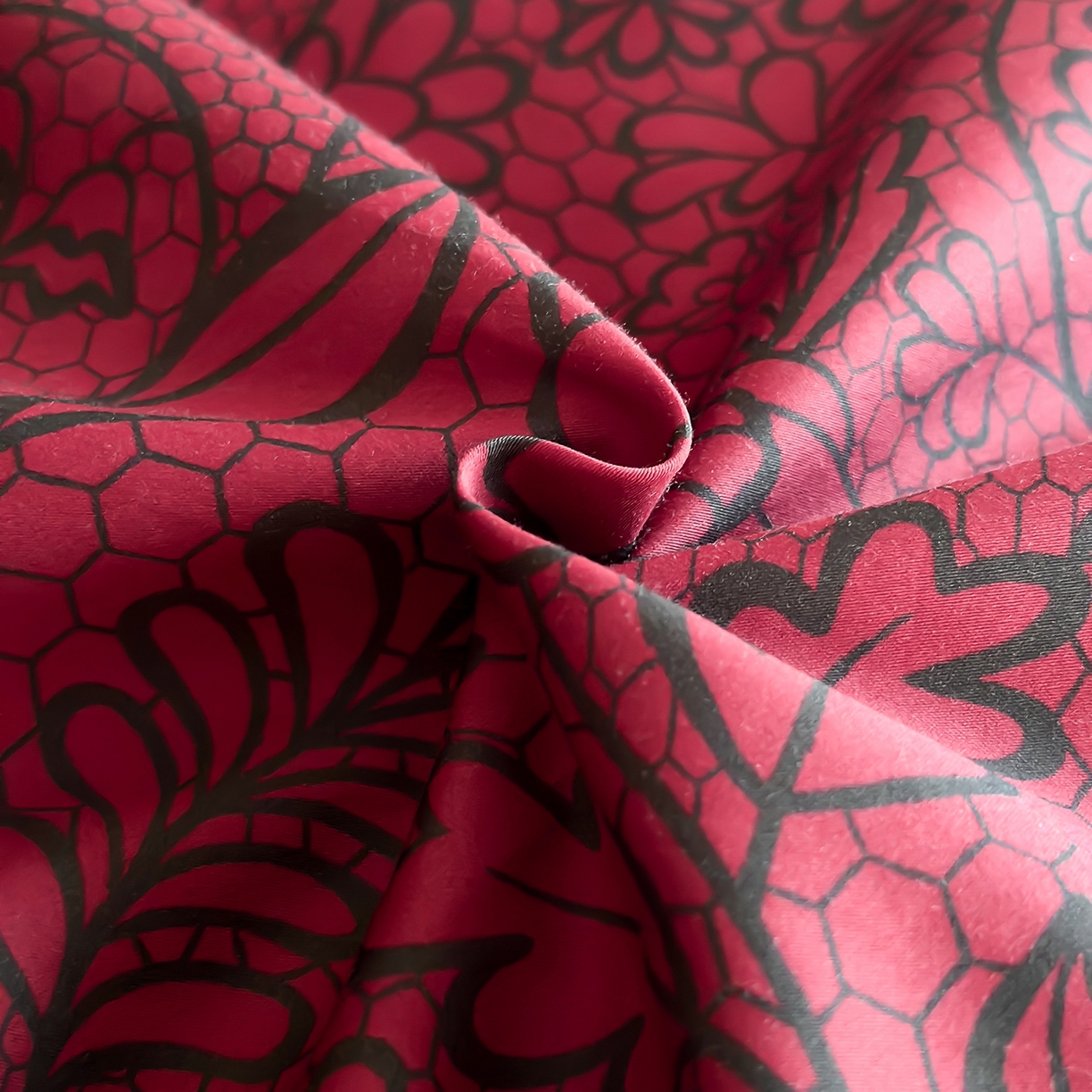 91家纺网 家纺一手货源 找家纺 置顶家纺 2025新款时禧婚庆亲肤数码印花四件套 悦禧-酒红