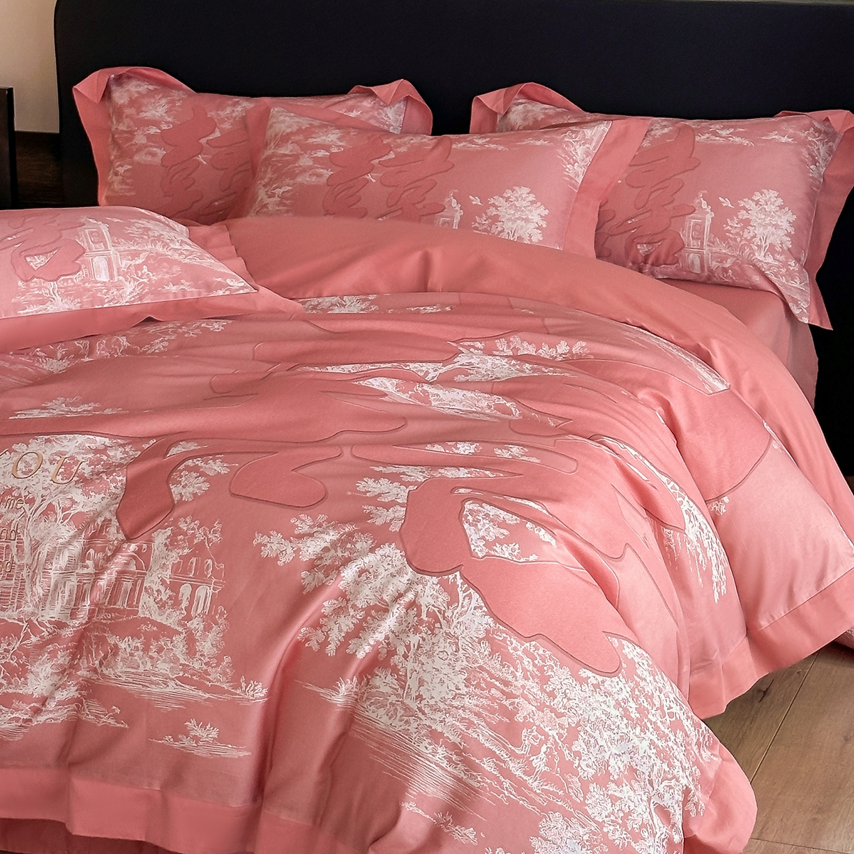 91家纺网 家纺一手货源 找家纺 置顶家纺 2025新款时禧婚庆亲肤数码印花四件套 禧时-粉