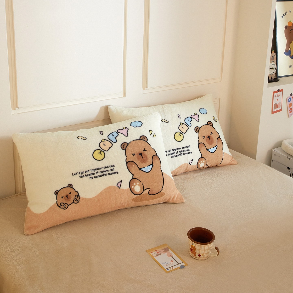 91家纺网 家纺一手货源 找家纺 蘭菲家纺 2025新款卡皮巴拉牛奶绒四件套 熊巴拉