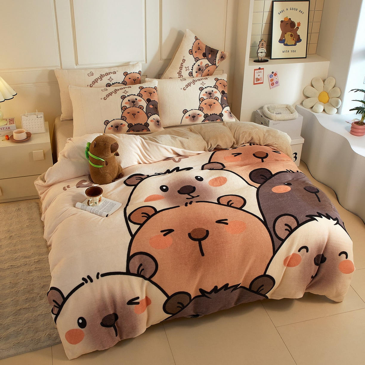 91家纺网 家纺一手货源 找家纺 蘭菲家纺 2025新款卡皮巴拉牛奶绒四件套 豚一家