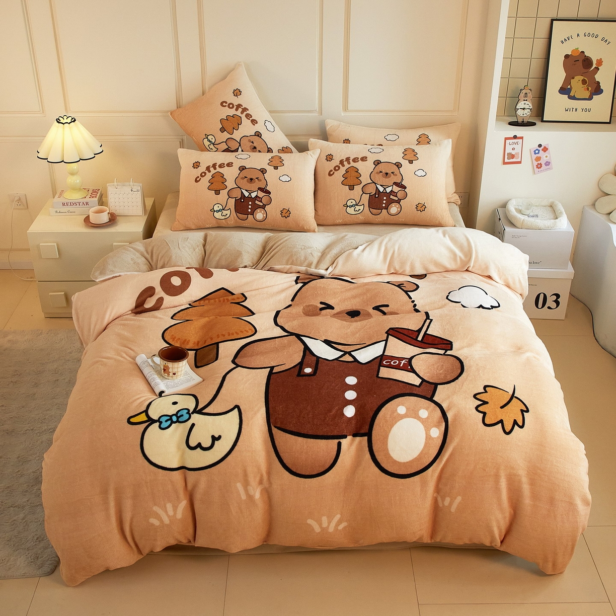 蘭菲家纺 2025新款卡皮巴拉牛奶绒四件套 拉小鸭