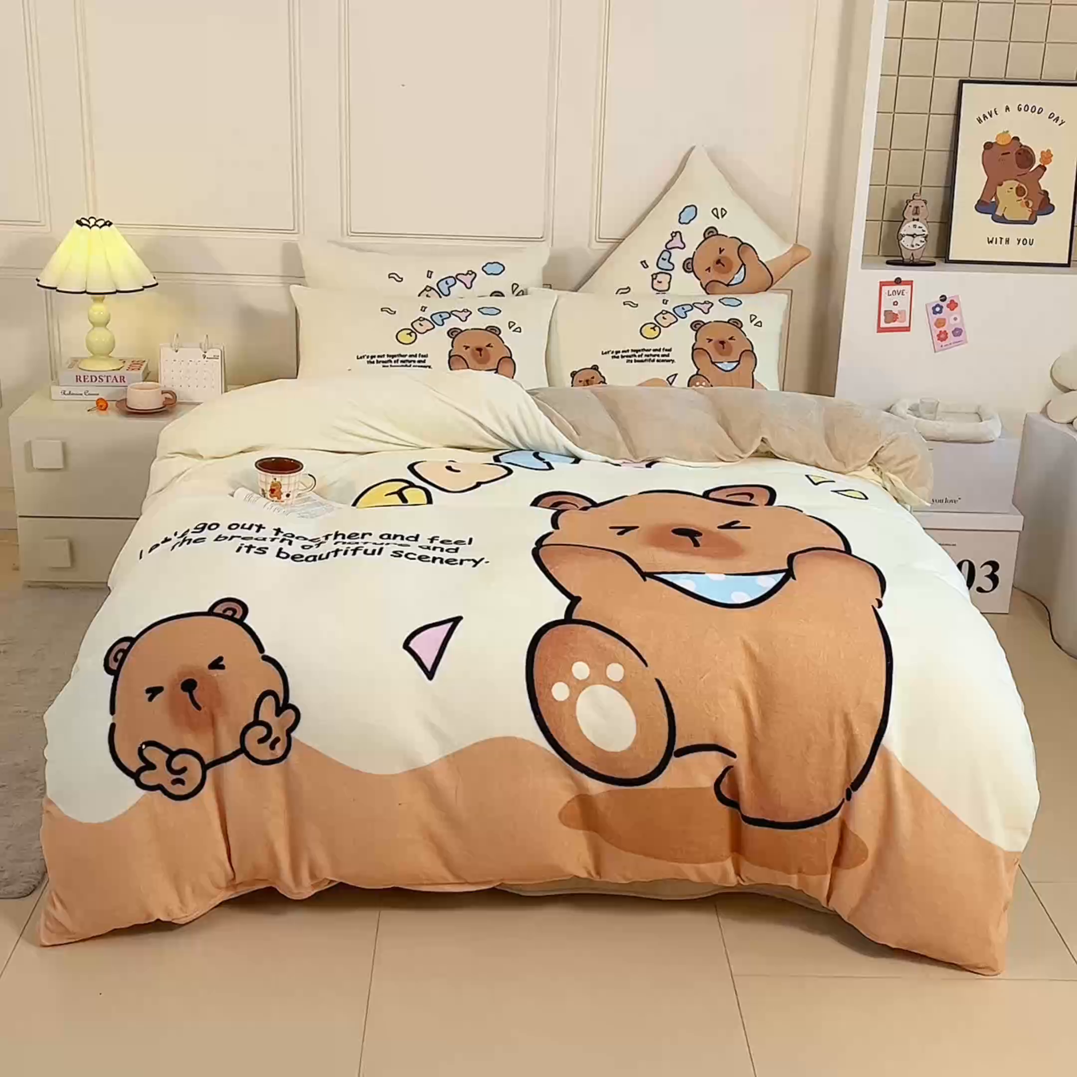 91家纺网 家纺一手货源 找家纺 蘭菲家纺 2025新款卡皮巴拉牛奶绒四件套 熊巴拉