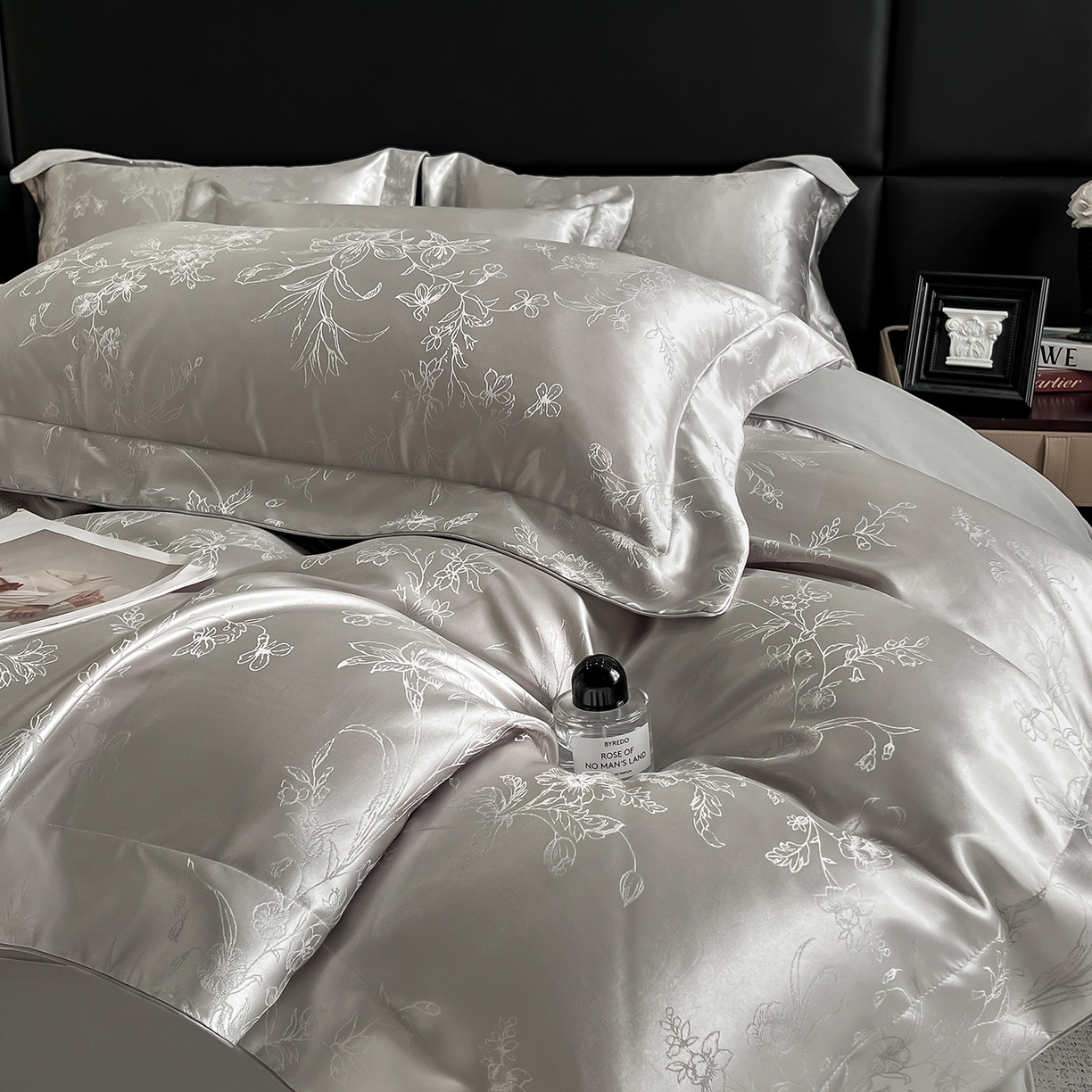 91家纺网 家纺一手货源 找家纺 置顶家纺 2025新款幸卉亲肤提花四件套 幸卉-浅灰