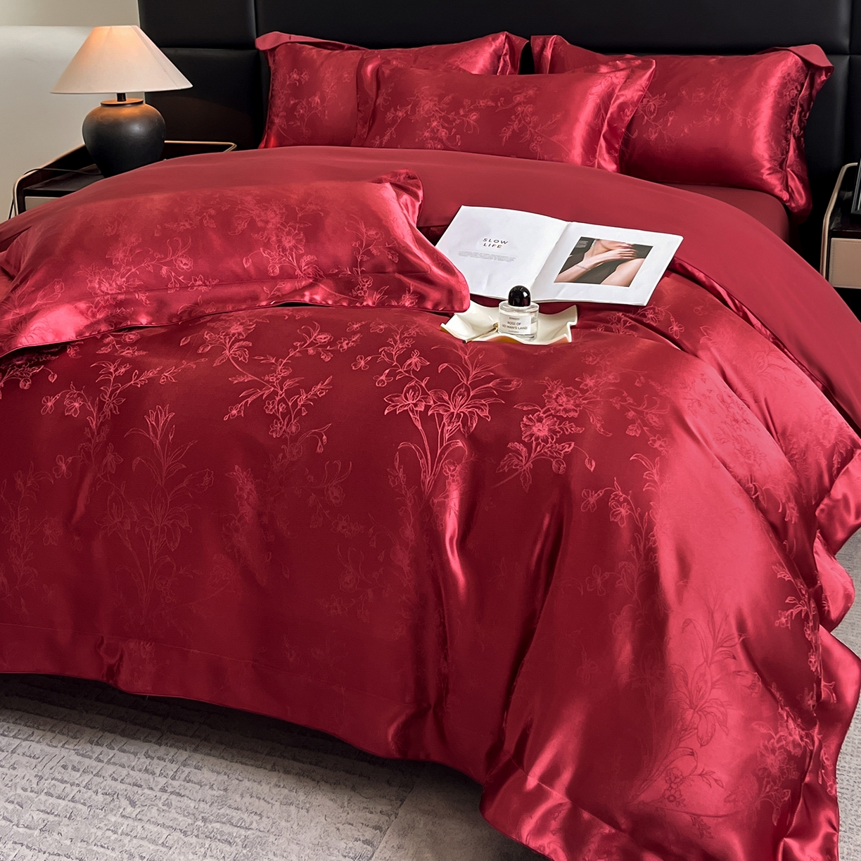 91家纺网 家纺一手货源 找家纺 置顶家纺 2025新款幸卉亲肤提花四件套 幸卉-温馨红