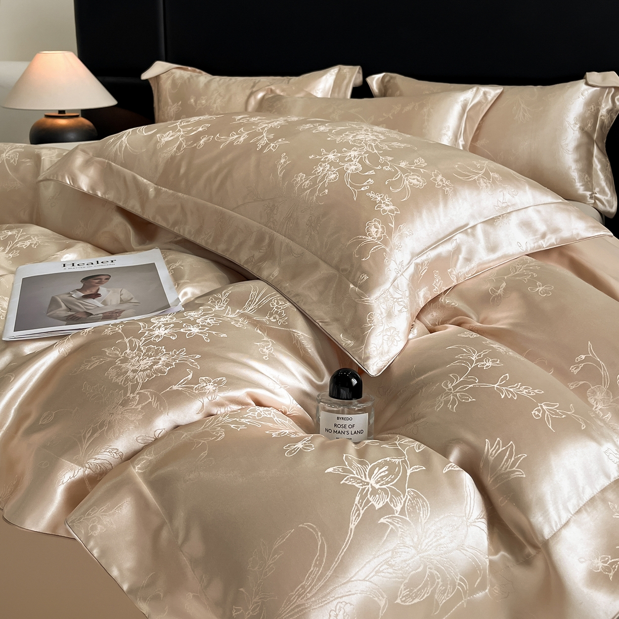 91家纺网 家纺一手货源 找家纺 置顶家纺 2025新款幸卉亲肤提花四件套 幸卉-香槟