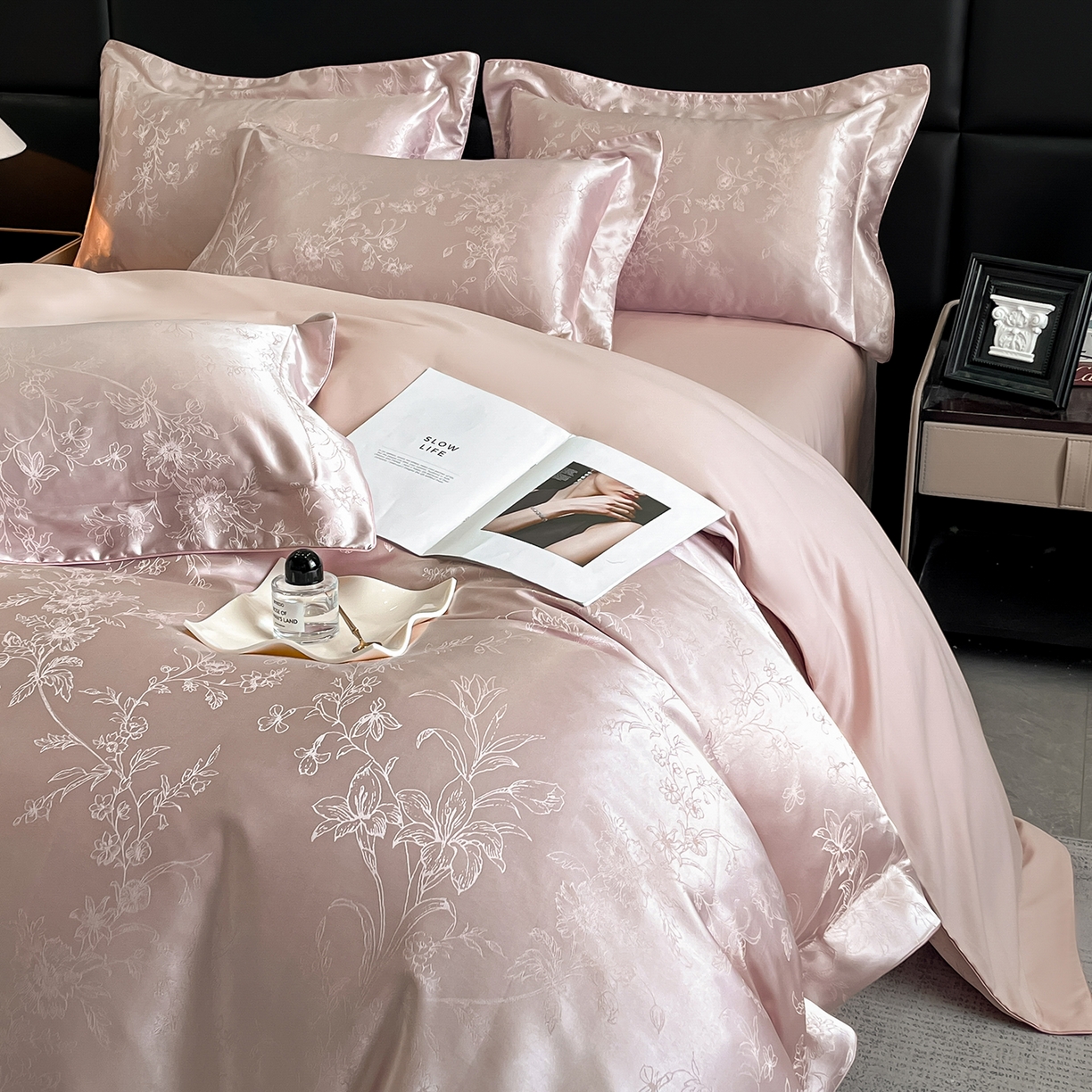 91家纺网 家纺一手货源 找家纺 置顶家纺 2025新款幸卉亲肤提花四件套 幸卉-粉紫