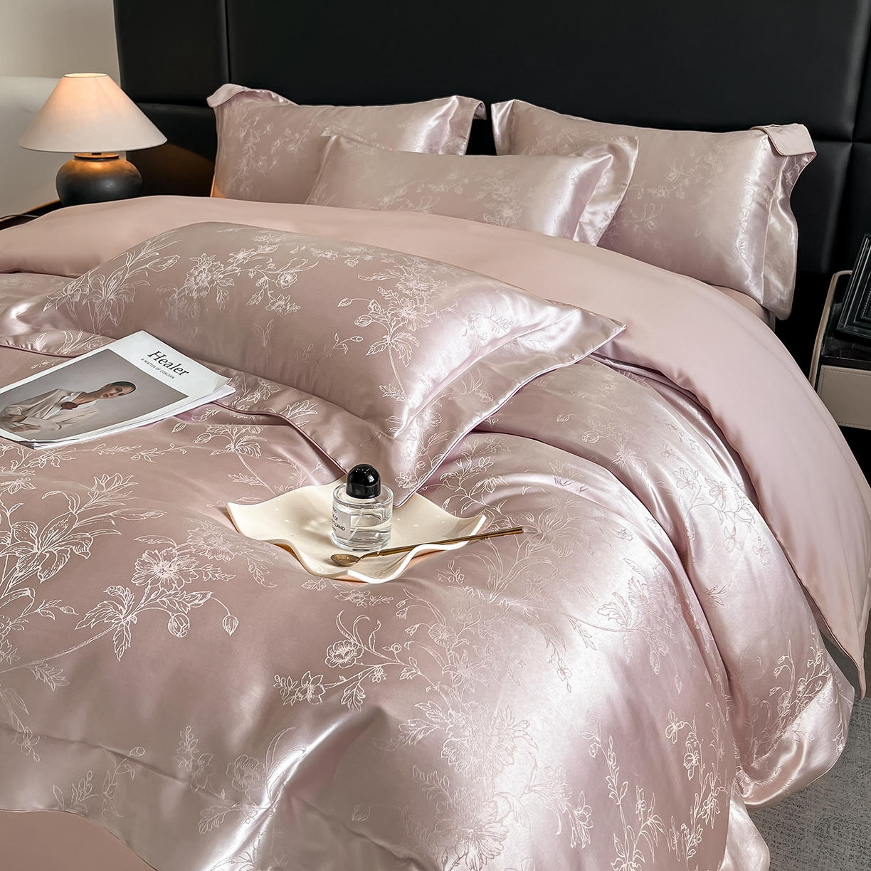 91家纺网 家纺一手货源 找家纺 置顶家纺 2025新款幸卉亲肤提花四件套 幸卉-粉紫