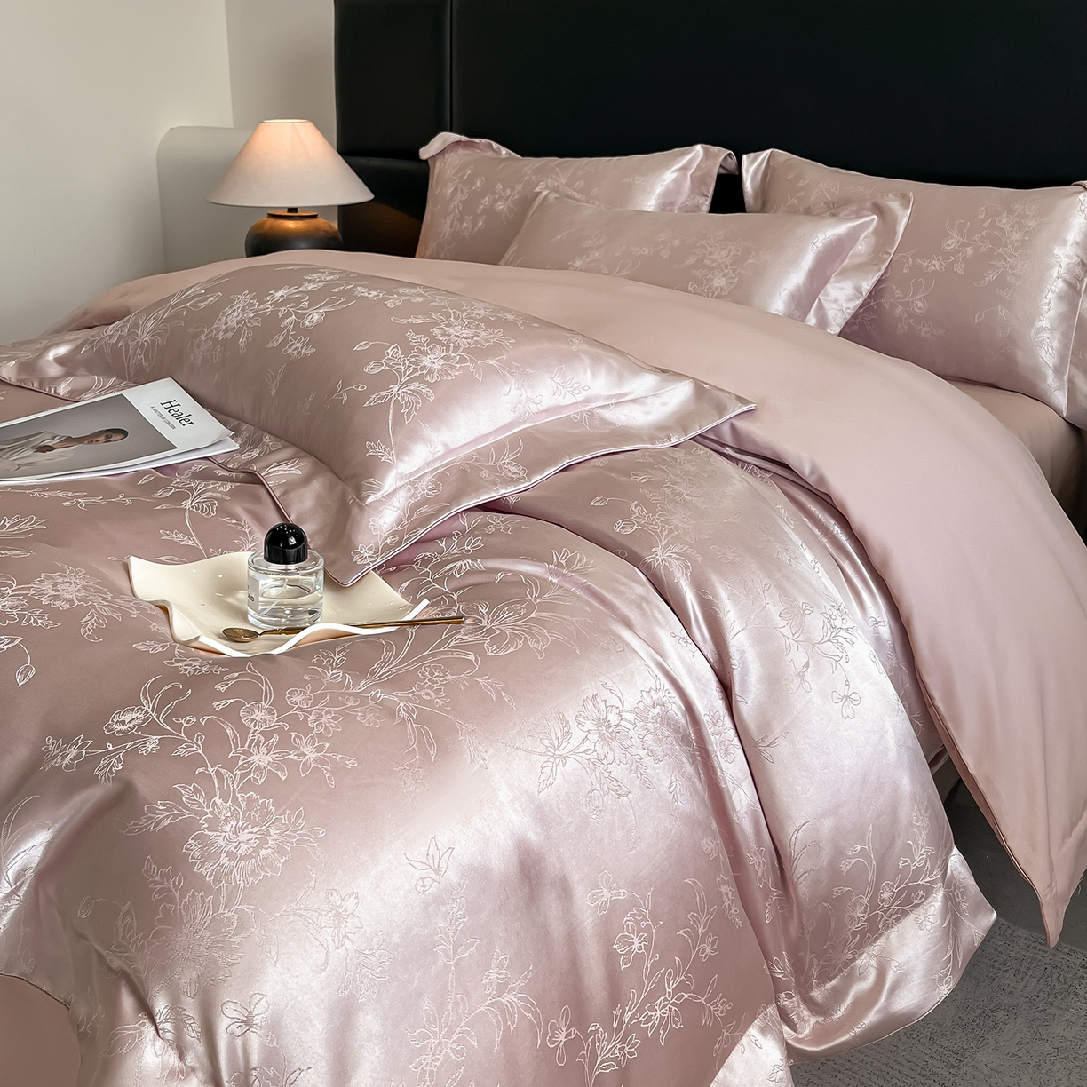 91家纺网 家纺一手货源 找家纺 置顶家纺 2025新款幸卉亲肤提花四件套 幸卉-粉紫