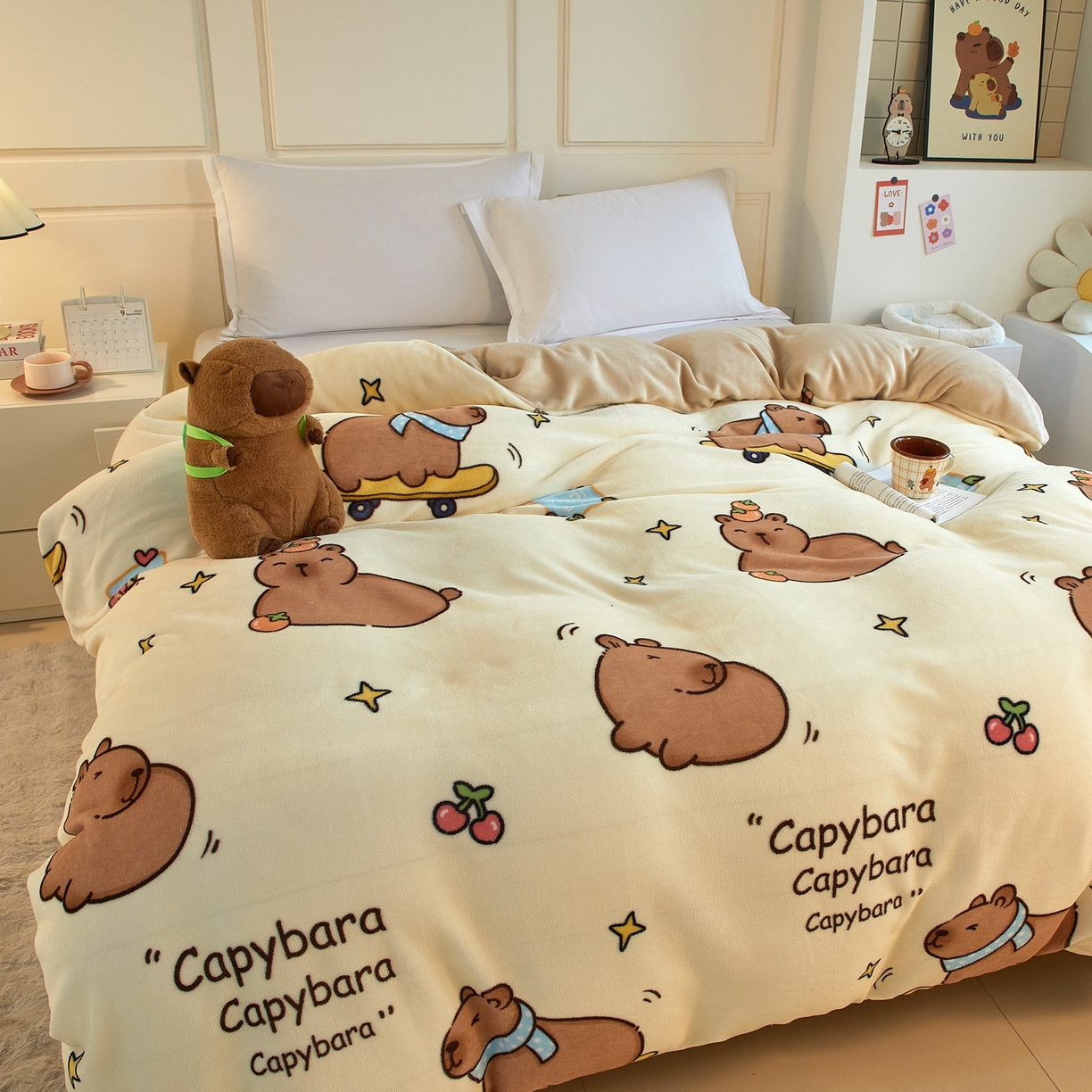 91家纺网 家纺一手货源 找家纺 蘭菲家纺 2025新款卡皮巴拉牛奶绒单被套 被套单件 爱滑板