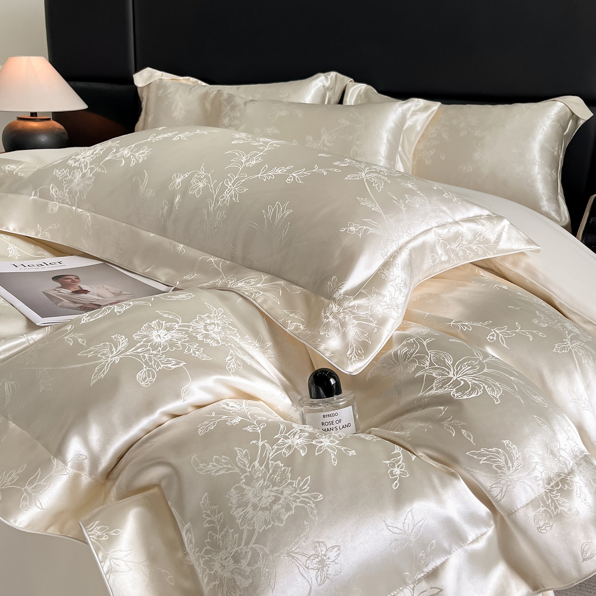 91家纺网 家纺一手货源 找家纺 置顶家纺 2025新款幸卉亲肤提花四件套 幸卉-奶昔白