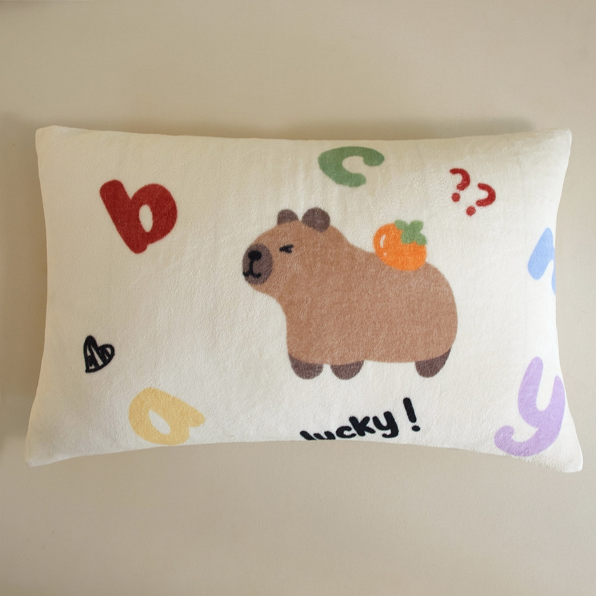 91家纺网 家纺一手货源 找家纺 （总）蘭菲家纺 2025新款卡皮巴拉牛奶绒单枕套 枕套单件