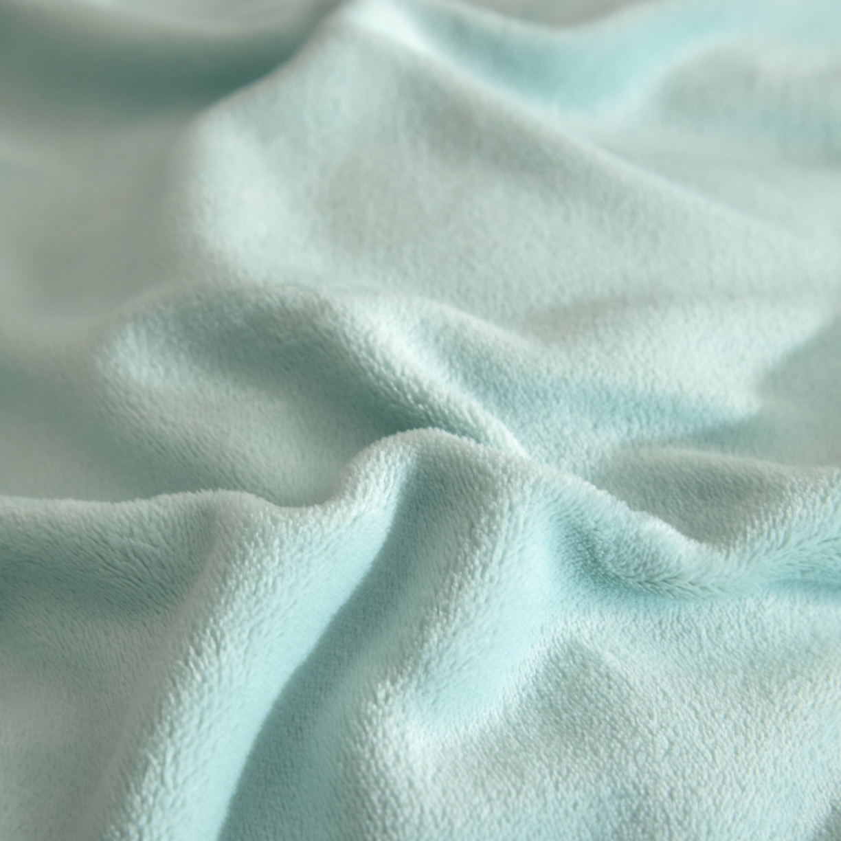 91家纺网 家纺一手货源 找家纺 置顶家纺 2025新款轻奢刺绣牛奶绒四件套-COCO小姐系列 COCO小姐牛奶绒-繁星蓝