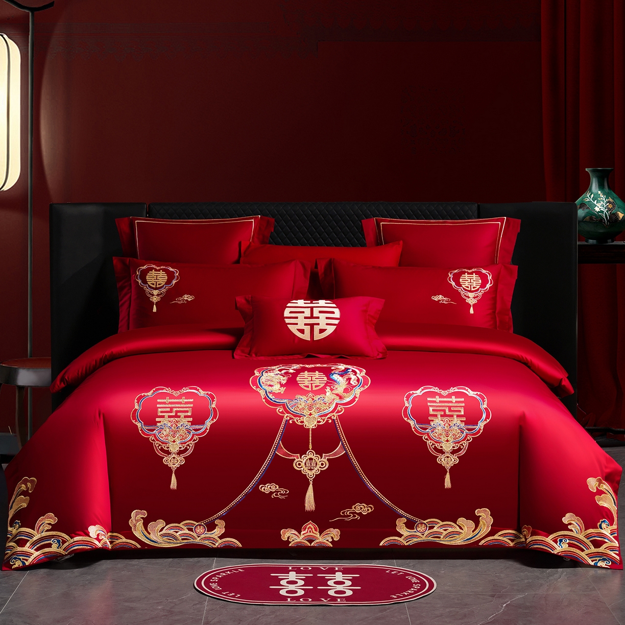 91家纺网 家纺一手货源 找家纺 置顶家纺 2025新款新中式婚庆亲肤刺绣四件套 龙章凤姿-大红