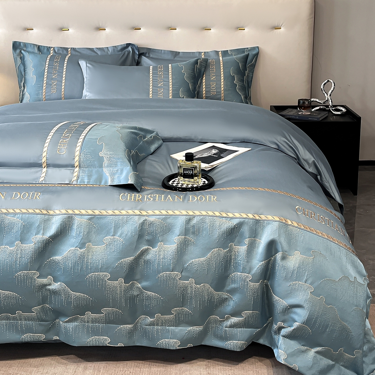 91家纺网 家纺一手货源 找家纺 （总）置顶家纺 2025新款亲肤提花拼接刺绣四件套系列