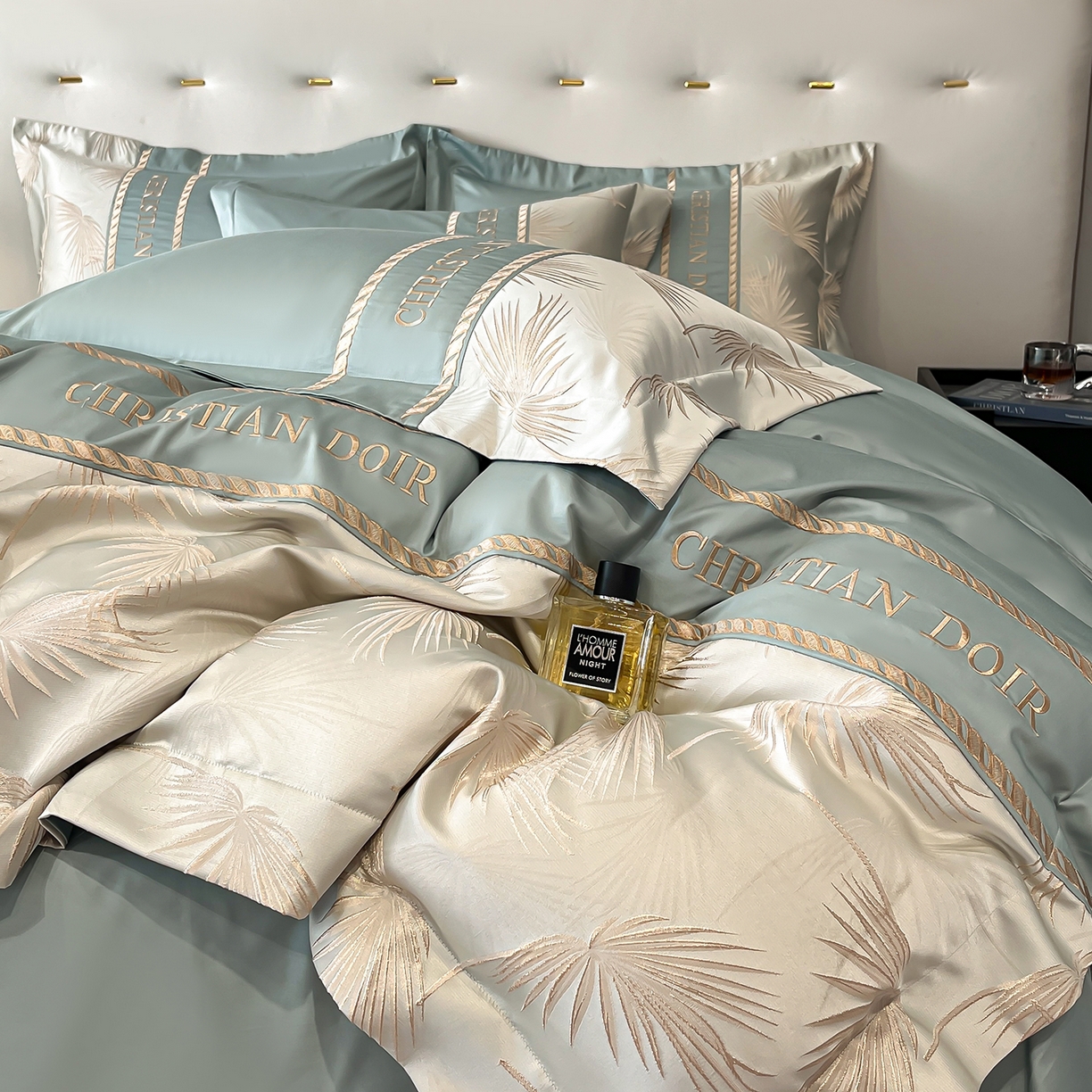 91家纺网 家纺一手货源 找家纺 置顶家纺 2025新款亲肤提花拼接刺绣四件套系列 颜予-繁星蓝