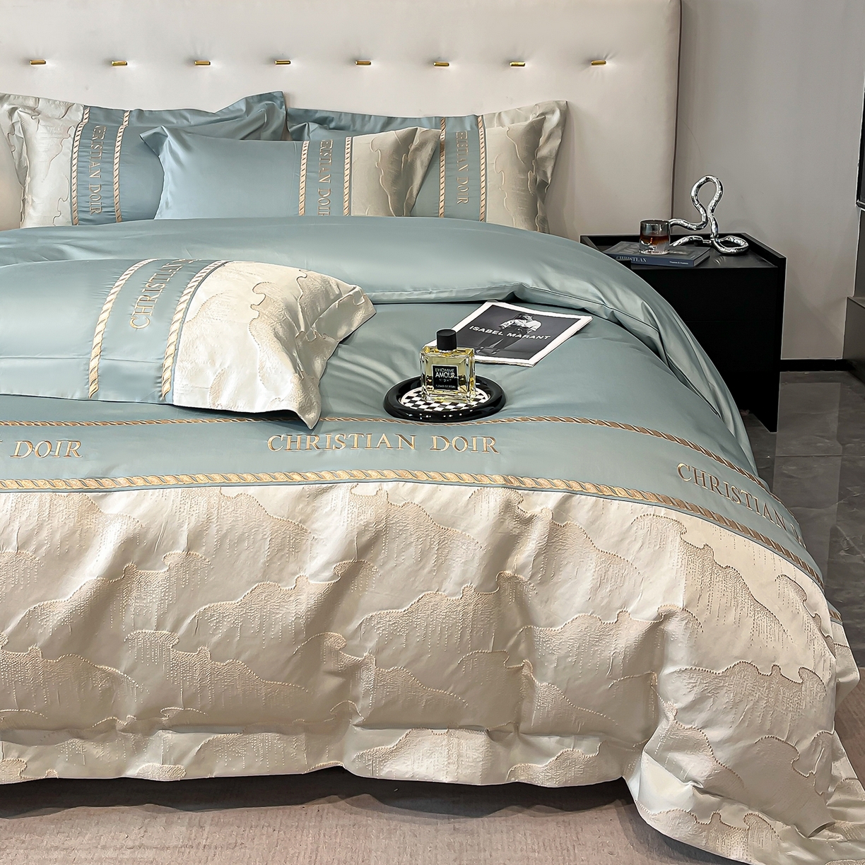 91家纺网 家纺一手货源 找家纺 置顶家纺 2025新款亲肤提花拼接刺绣四件套系列 璞云-繁星蓝