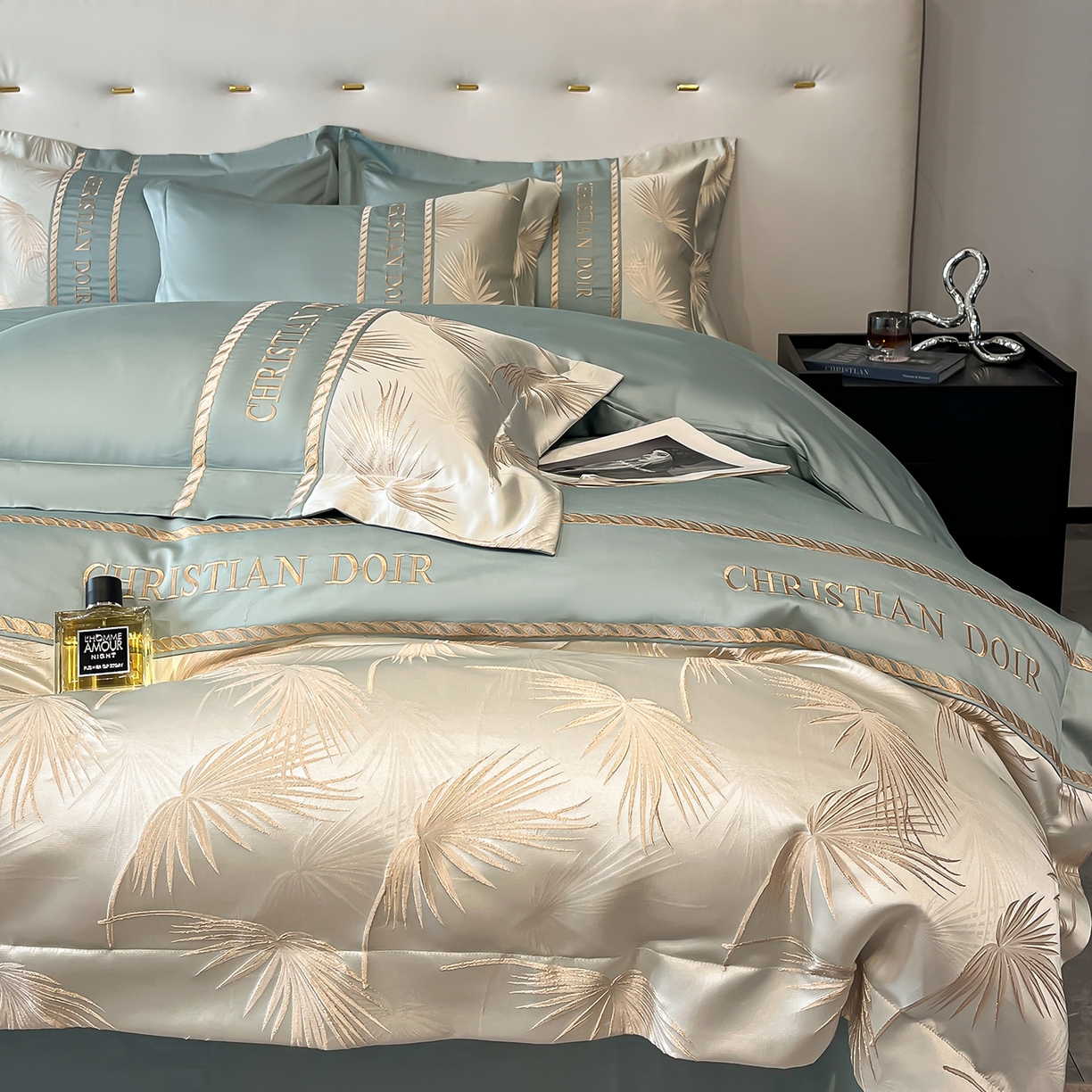 91家纺网 家纺一手货源 找家纺 置顶家纺 2025新款亲肤提花拼接刺绣四件套系列 颜予-繁星蓝