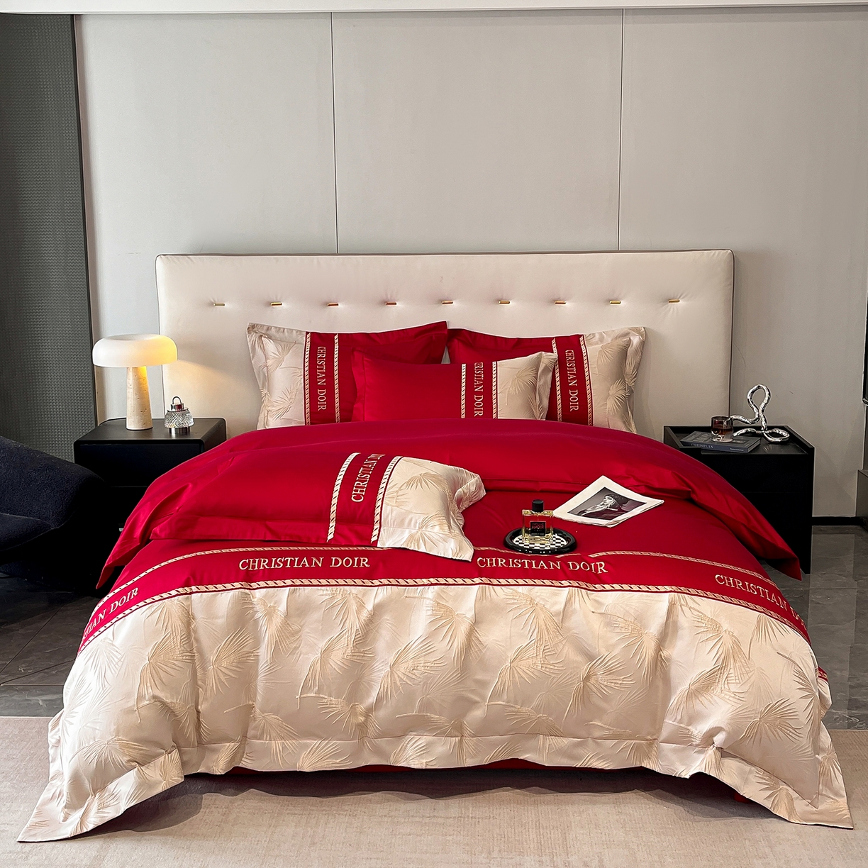 91家纺网 家纺一手货源 找家纺 置顶家纺 2025新款亲肤提花拼接刺绣四件套系列 颜予-大红