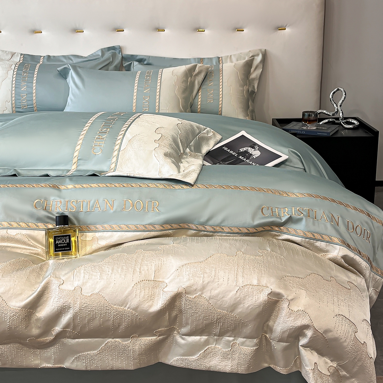 91家纺网 家纺一手货源 找家纺 置顶家纺 2025新款亲肤提花拼接刺绣四件套系列 璞云-繁星蓝