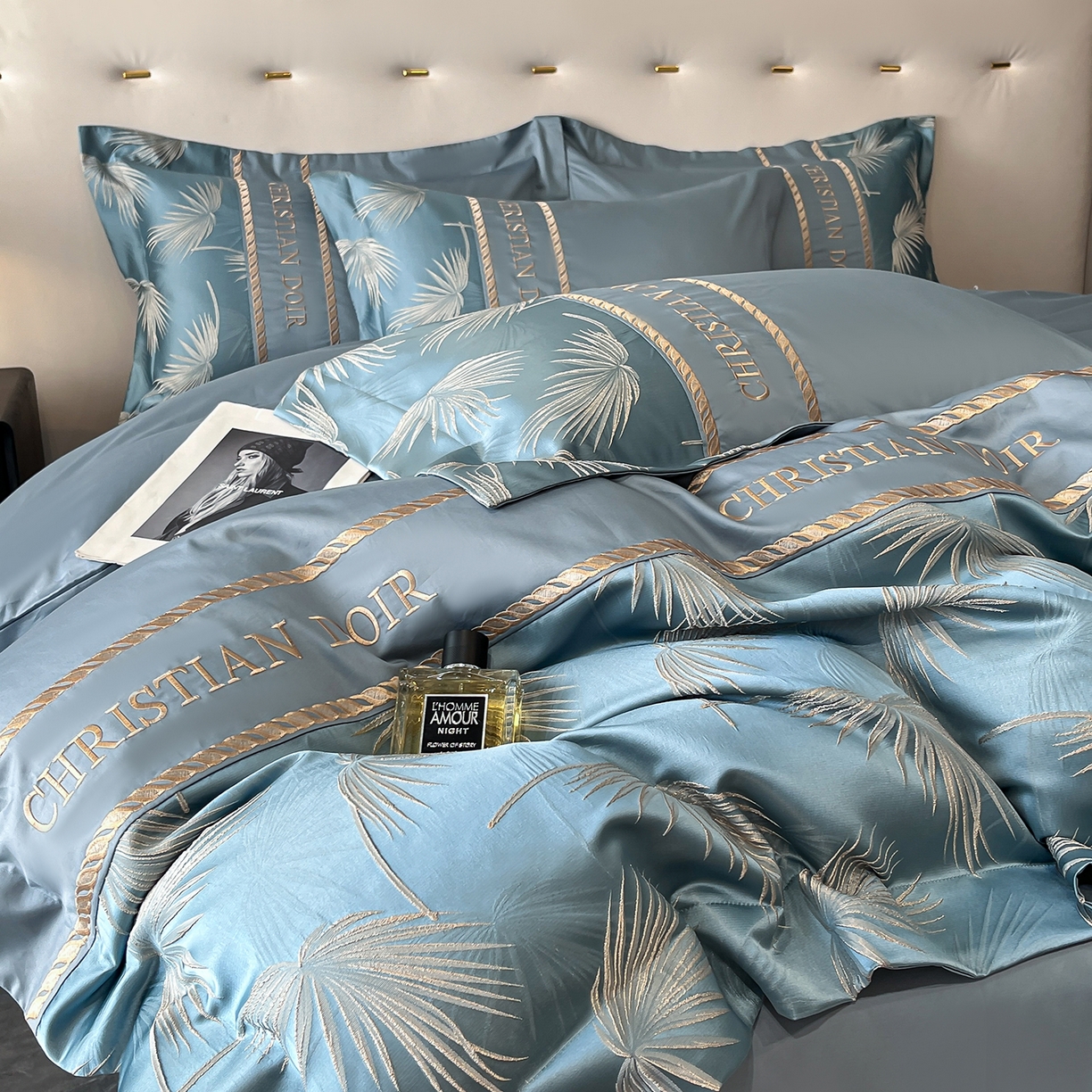 91家纺网 家纺一手货源 找家纺 置顶家纺 2025新款亲肤提花拼接刺绣四件套系列 颜予-宾利蓝