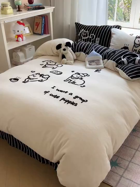 91家纺网 家纺一手货源 找家纺 （总）桃喜 2025新款牛奶绒线条系列四件套  【会员-5】