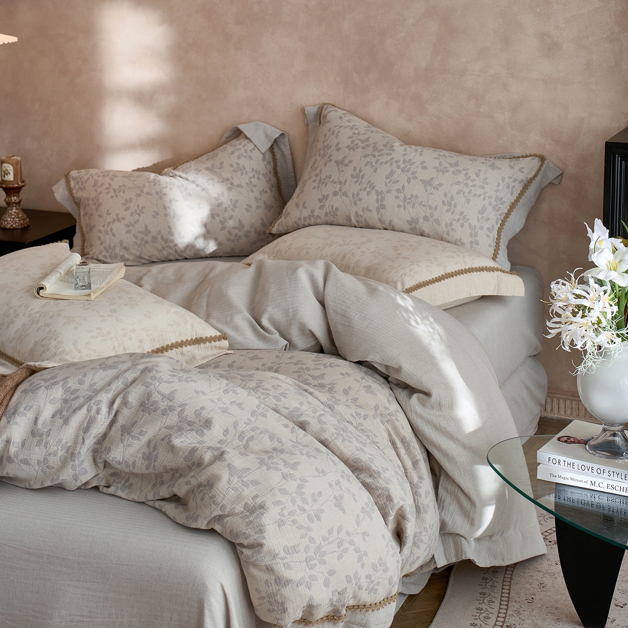 91家纺网 家纺一手货源 找家纺 涞澳家纺 2025新款棉麻皱皱纱四件套 叶蝶共舞-蓝