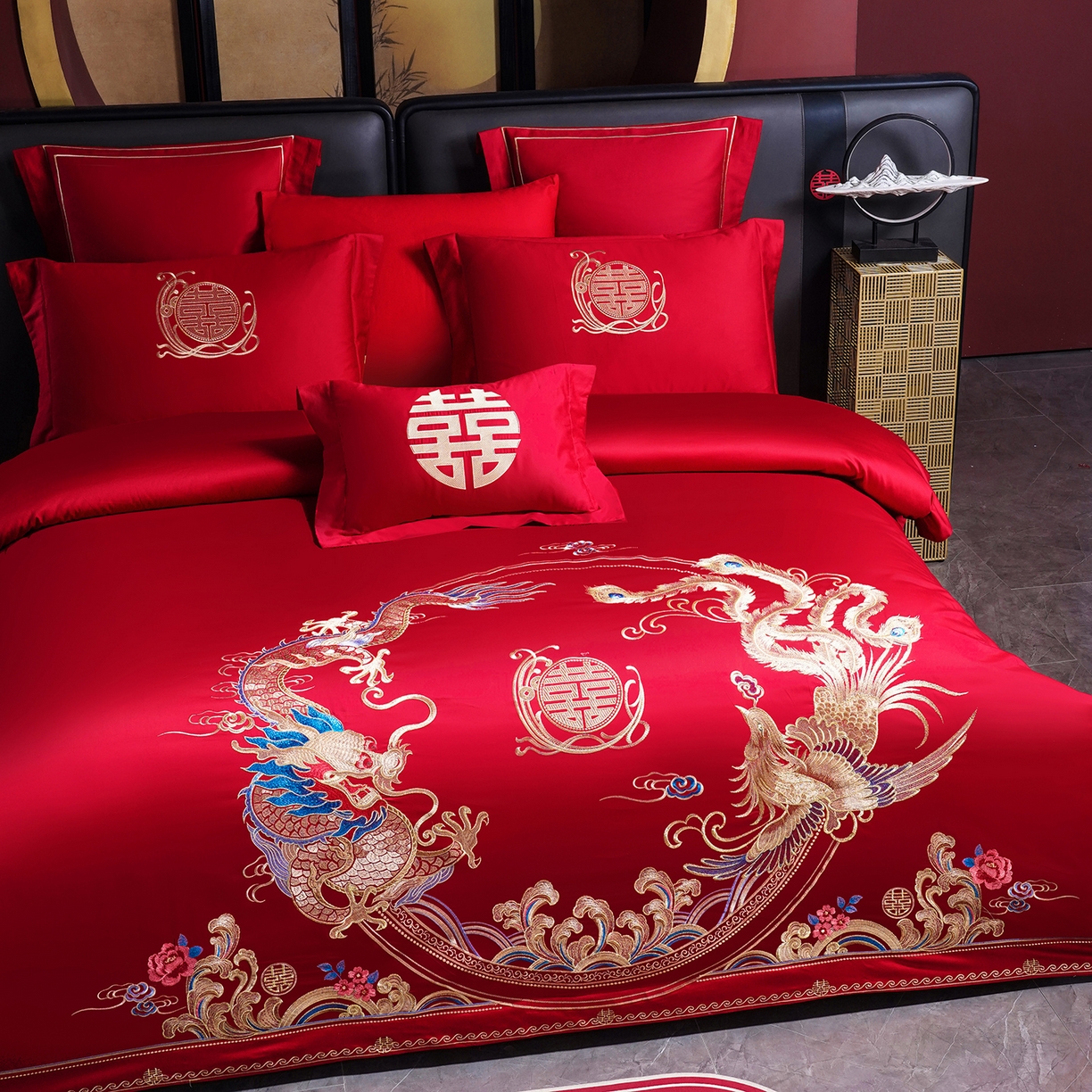 91家纺网 家纺一手货源 找家纺 置顶家纺 2025新款新中式婚庆亲肤刺绣四件套 吉祥龙凤-大红