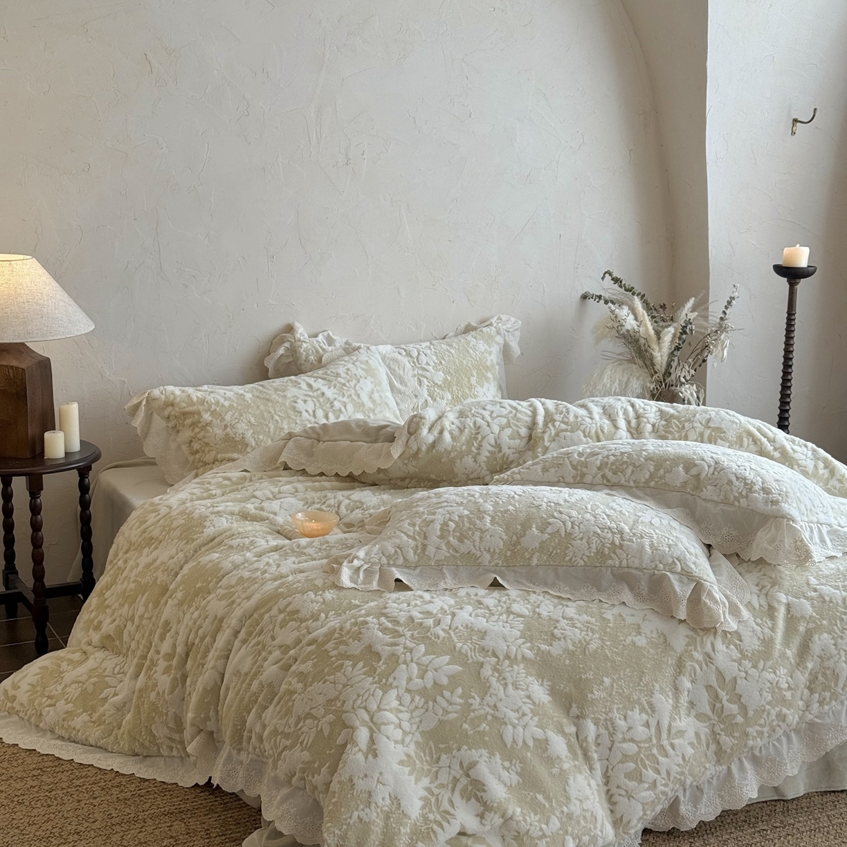 91家纺网 家纺一手货源 找家纺 （总）MIU缪家居 2025新款A版兔毛B版牛奶绒四件套-法芙娜