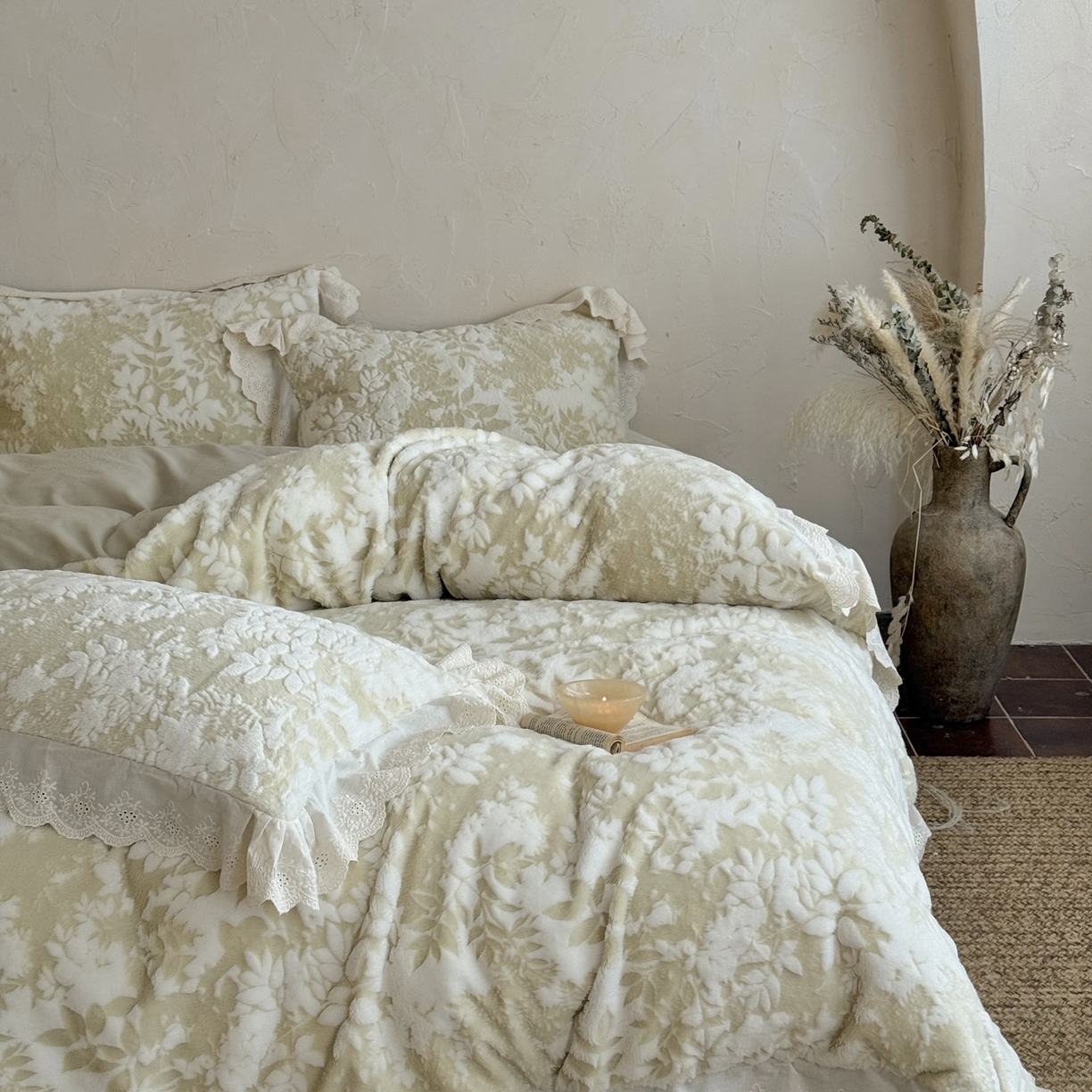 91家纺网 家纺一手货源 找家纺 MIU缪家居 2025新款A版兔毛B版牛奶绒四件套-法芙娜 法芙娜-芥末黄